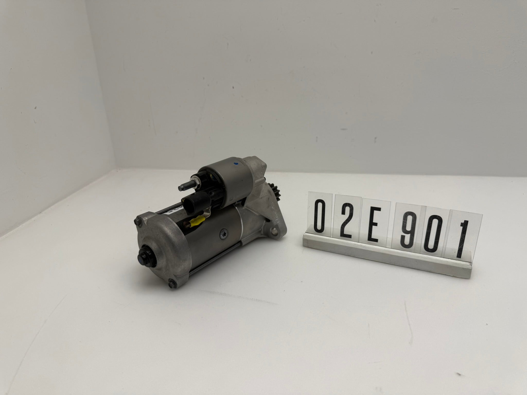 02E911023Q, 435, VW VAG Anlasser Starter Original