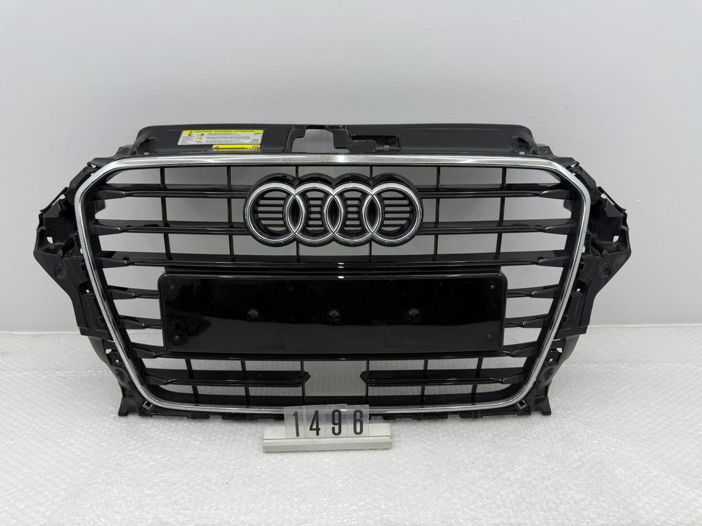 8V3853651A, 1496, Audi A3 S3 8V Kühlergrill Original