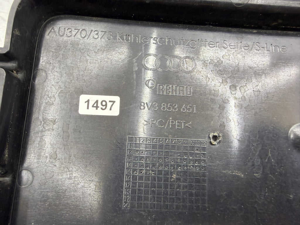 8V3853651, 1497, Audi A3 S3 8P Kühlergrill Vorne