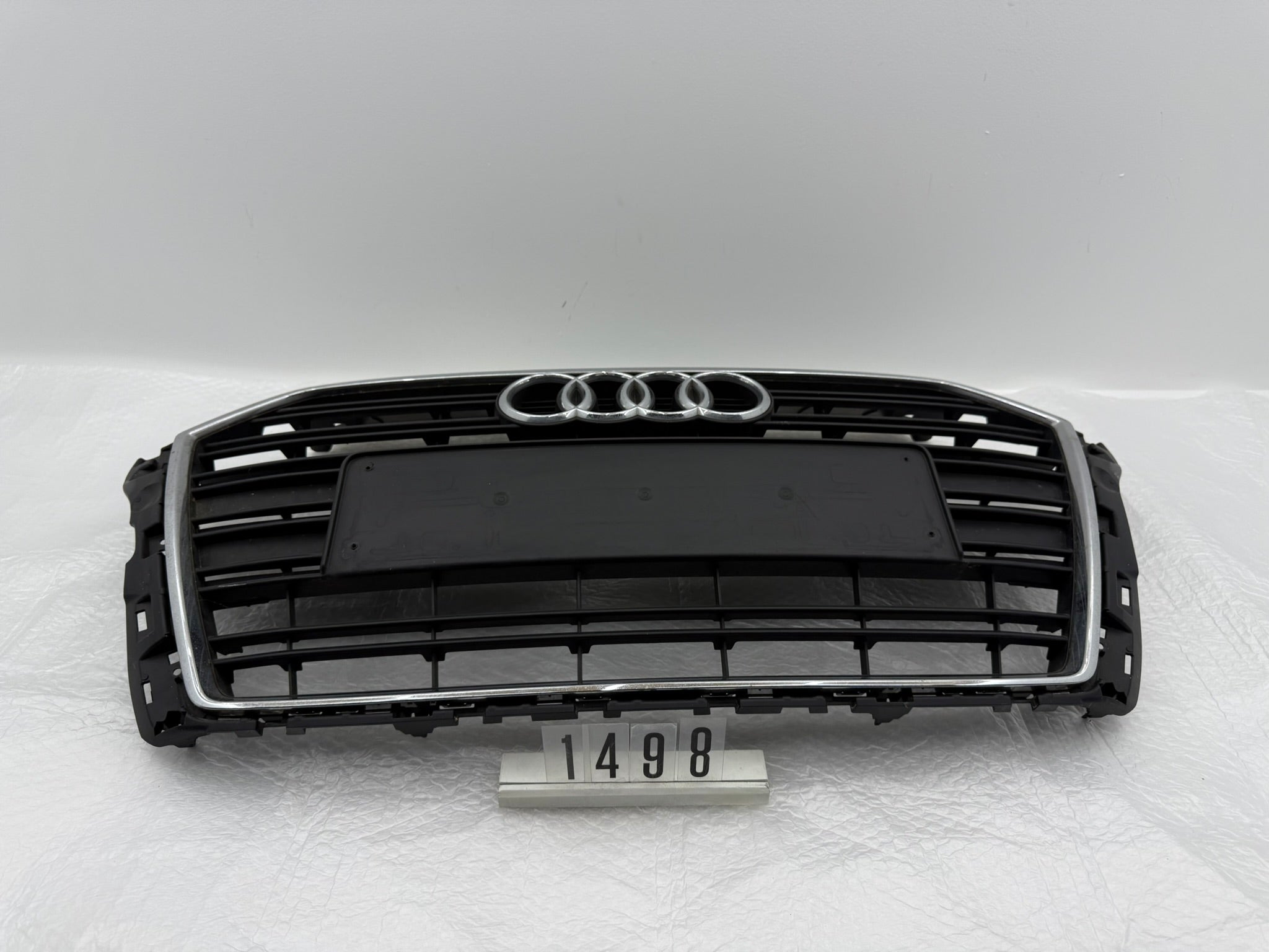 8V3853651AA, 1498, Audi A3 S3 8V Kühlergrill 8V3853651AA