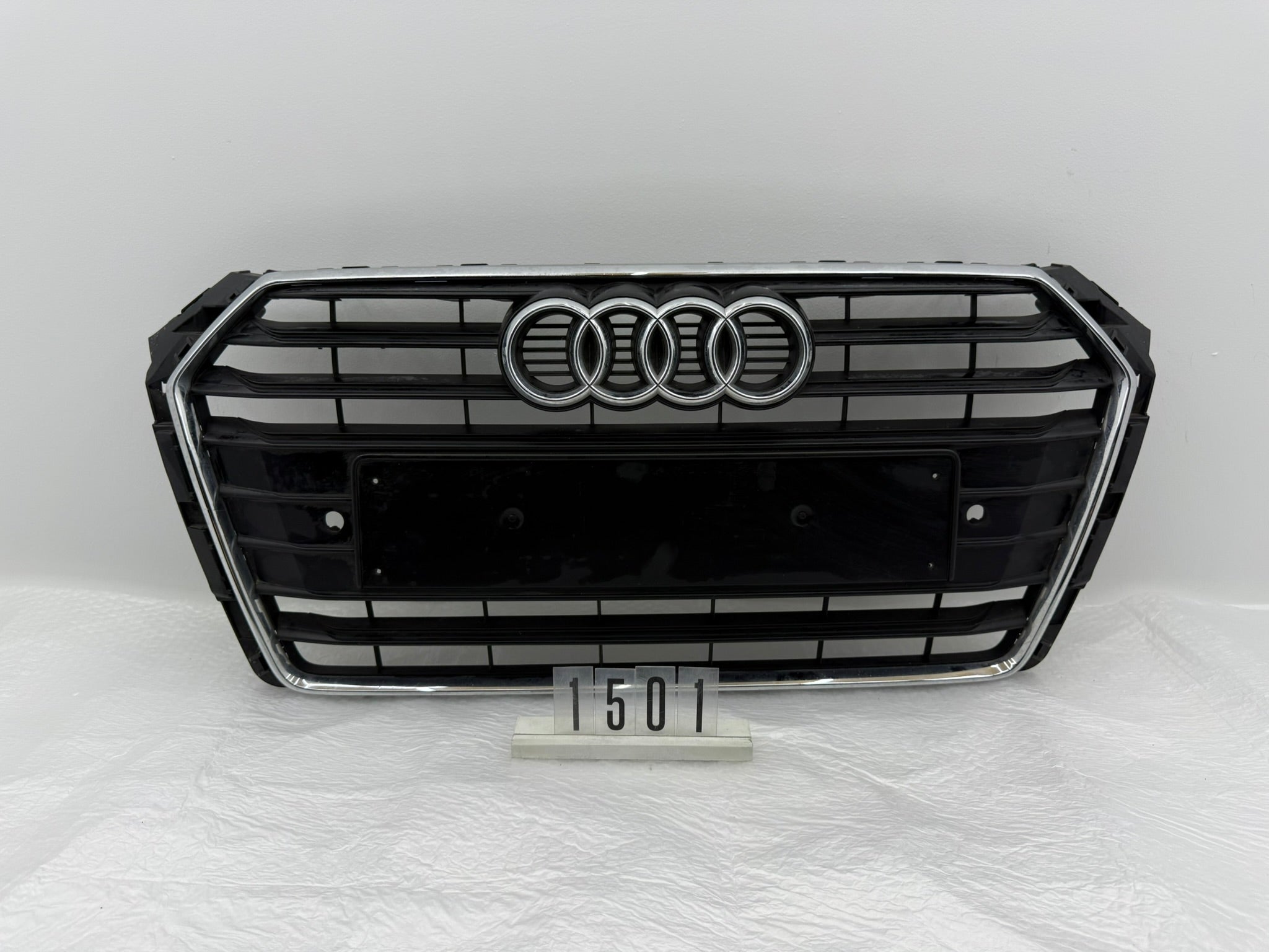 8W0853651, 1501, Audi A4 S4 B9 Kühlergrill