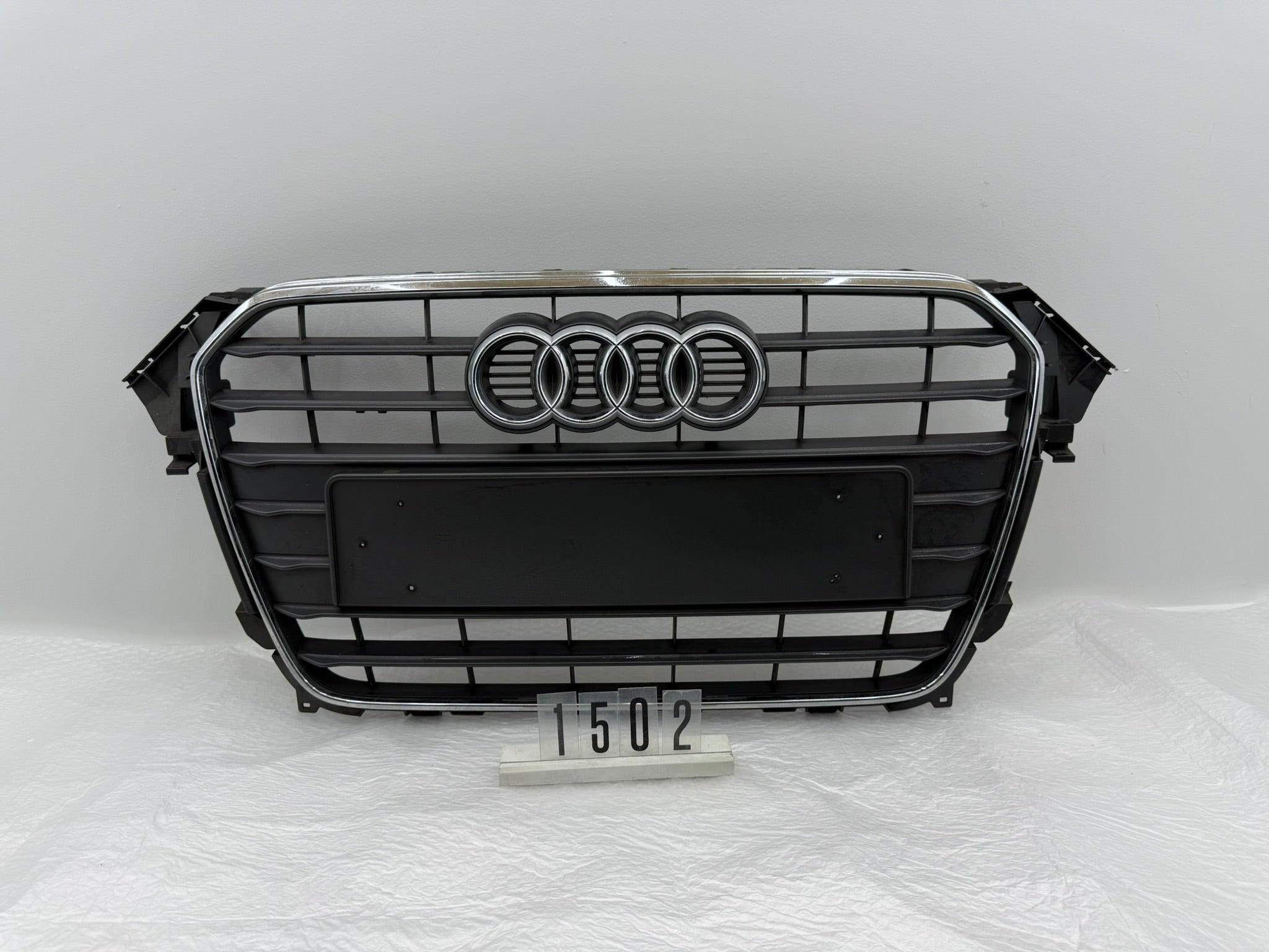 8K0853651E, 1502, Audi A4 8K Grill Kühlergrill