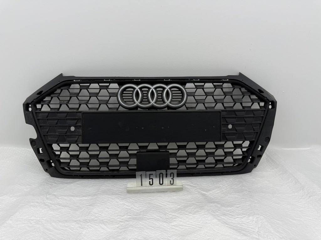 82A853653, 1503, Audi A1 Kühlergrill