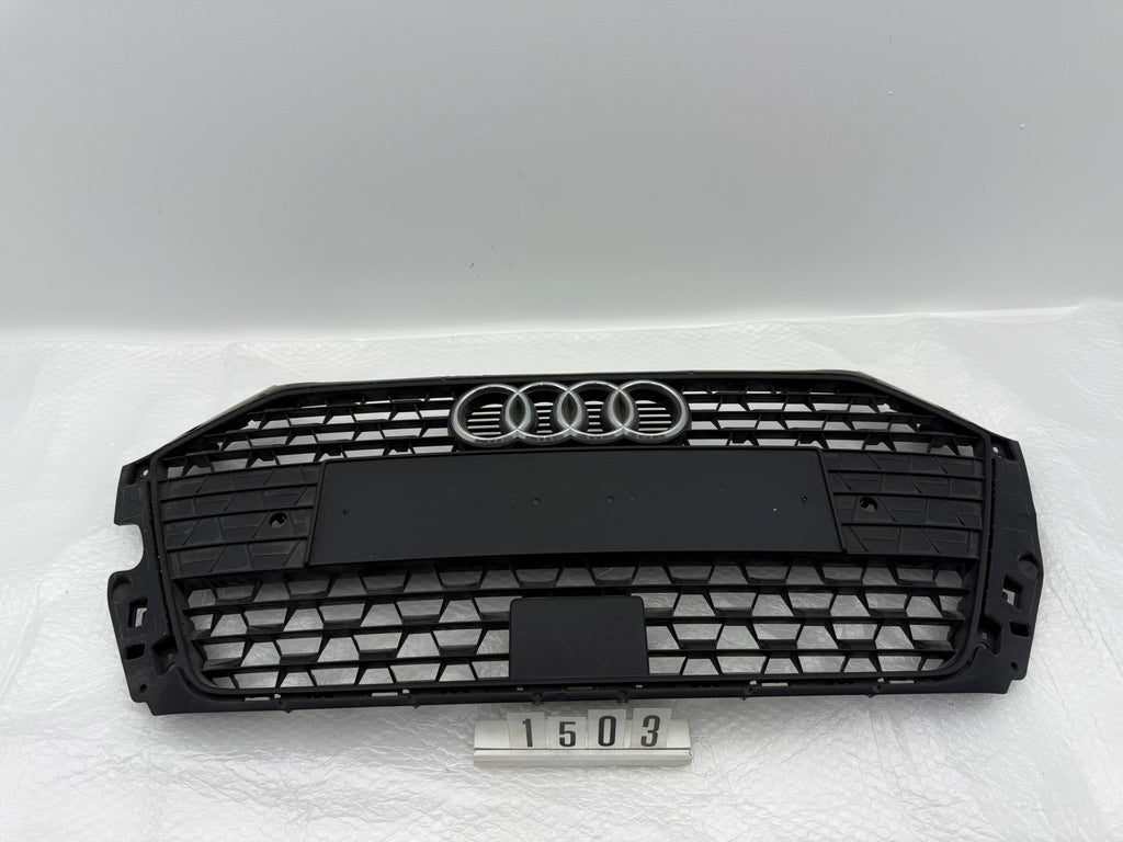 82A853653, 1503, Audi A1 Kühlergrill