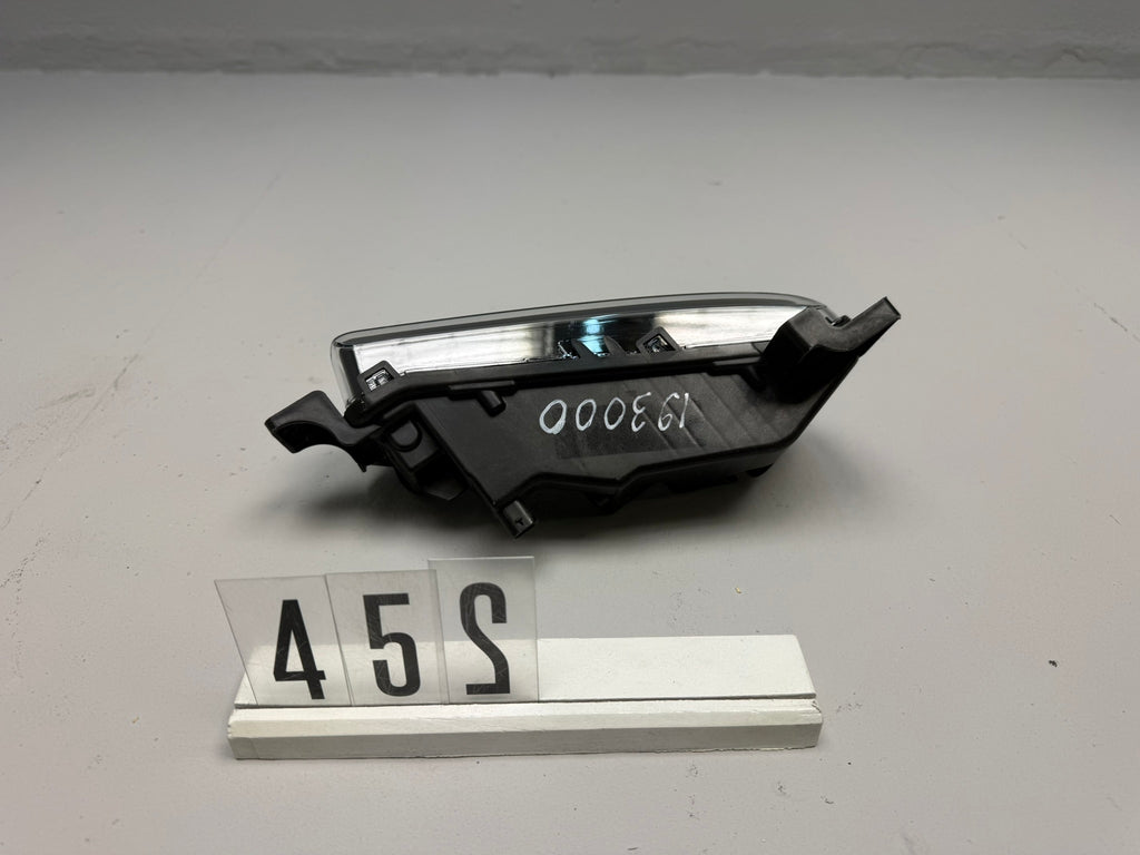 1132.002R, 452, BMW 2 F45 F46 Nebelscheinwerfer rechts
