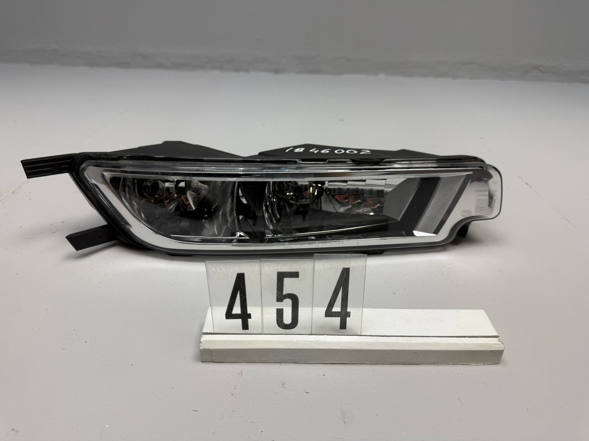 3G0941661J, 454, VW Passat B8 Nebelscheinwerfer links