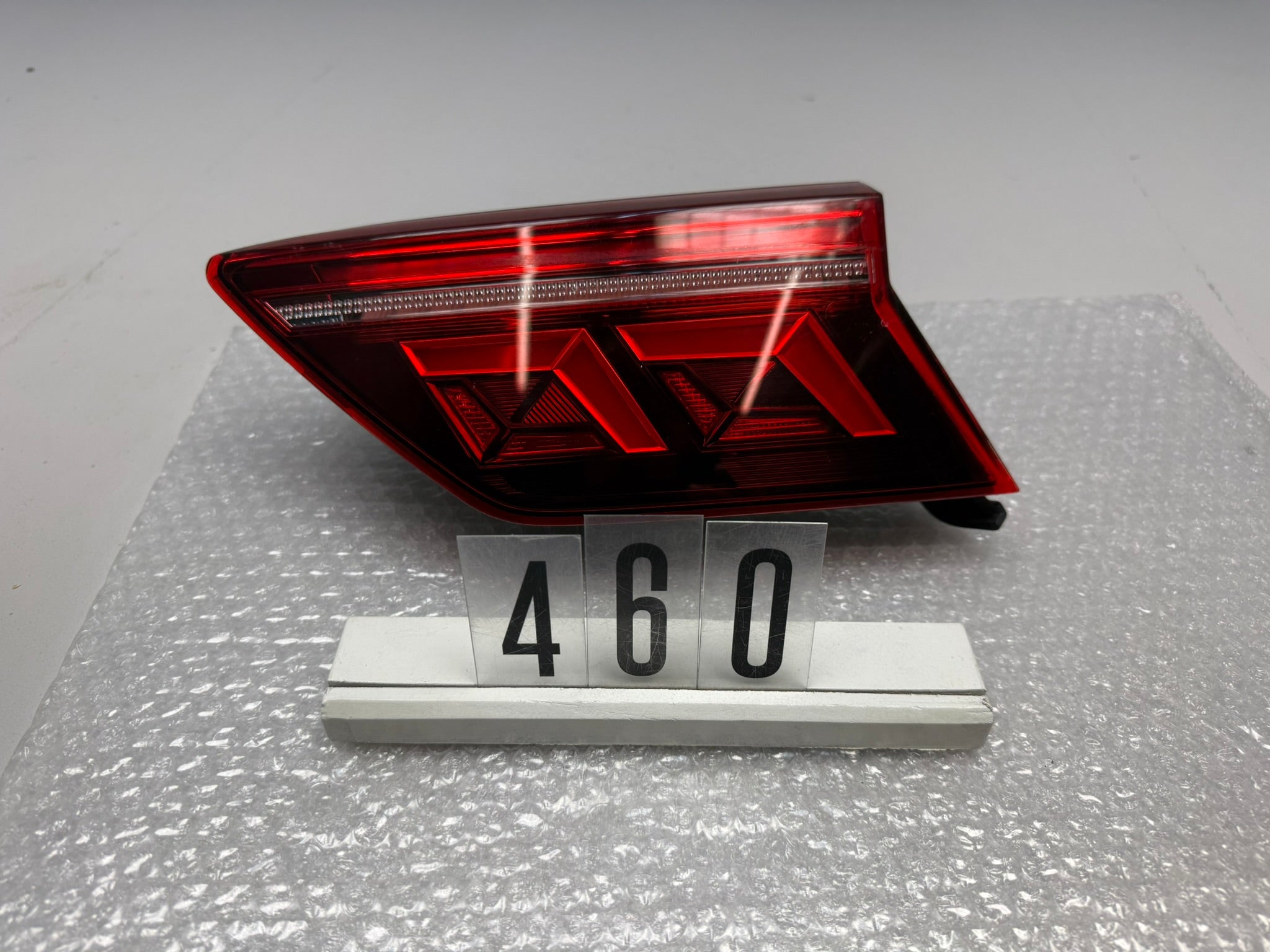 5NA945308, 460, VW Tiguan R-Line LED Rückleuchte Rechts