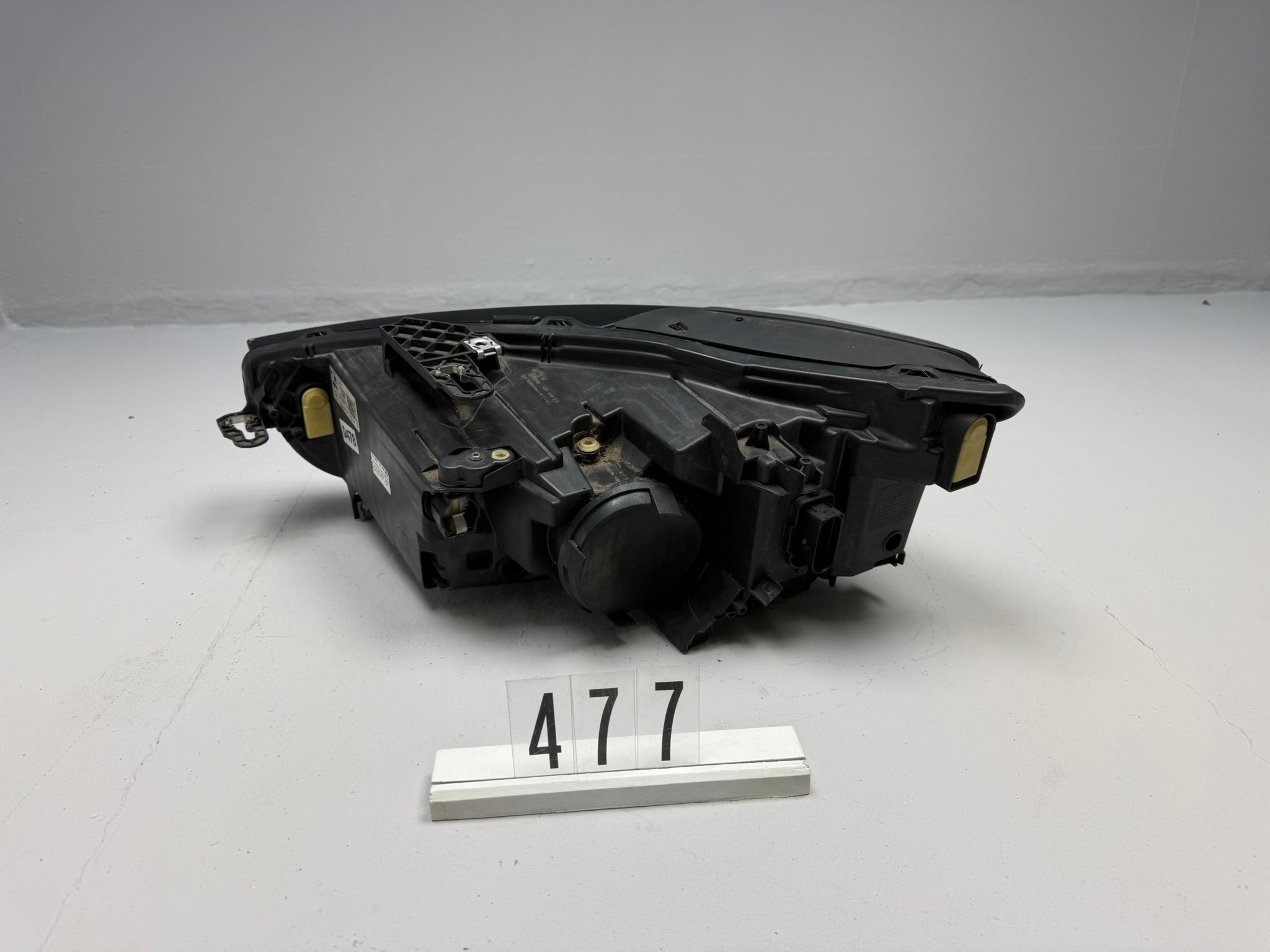 5FJ941006D, 478, Seat Leon Scheinwerfer Headlight Rechts