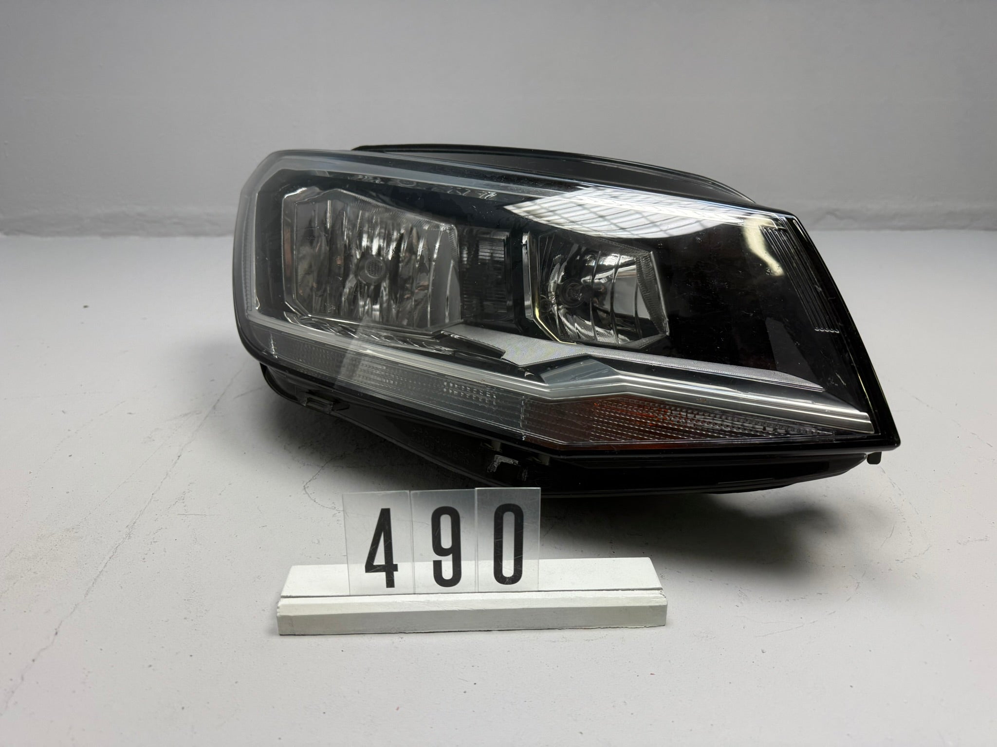 2K1941006B, 490, VW Caddy 2K Scheinwerfer  rechts Halogen