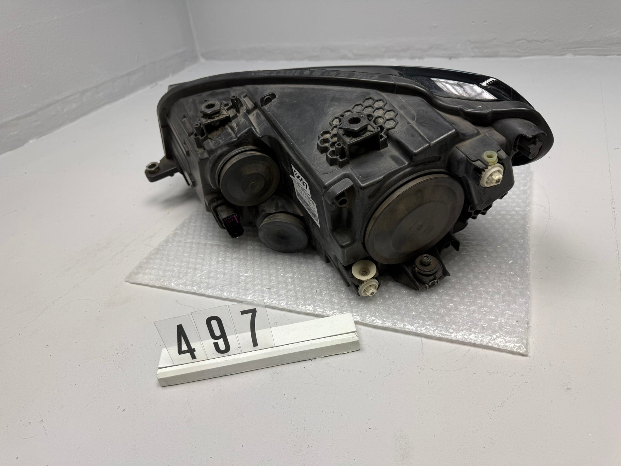 2K1941016B, 497, Original Hauptscheinwerfer rechts HELLA VW CADDY Rechts