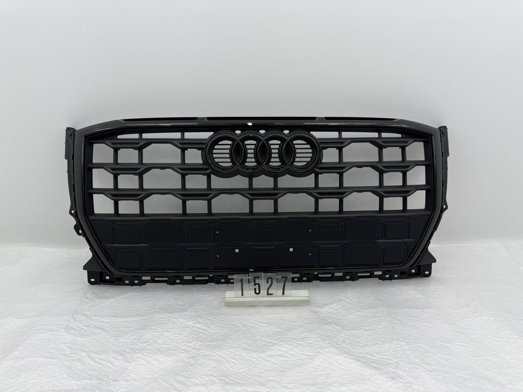 8LA853651H, 1527, AUDI Q2 GA Kühlergrill  schwarz