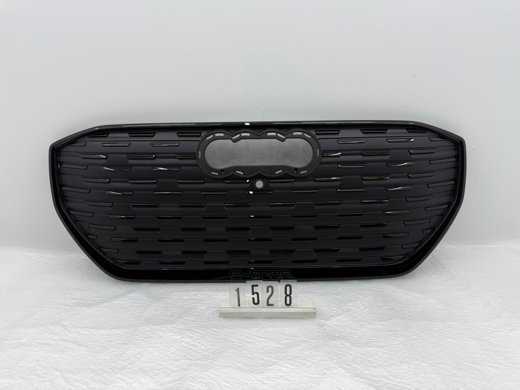 89A853651B 3DA, 1528, Audi Q4 E-Tron Kühlergrill Schwarz