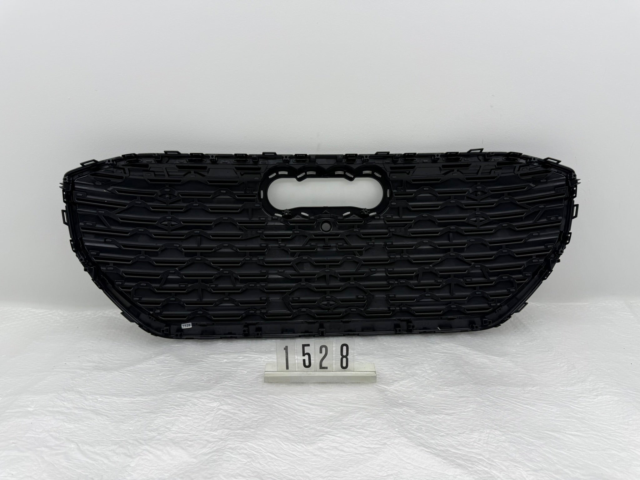 89A853651B 3DA, 1528, Audi Q4 E-Tron Kühlergrill Schwarz