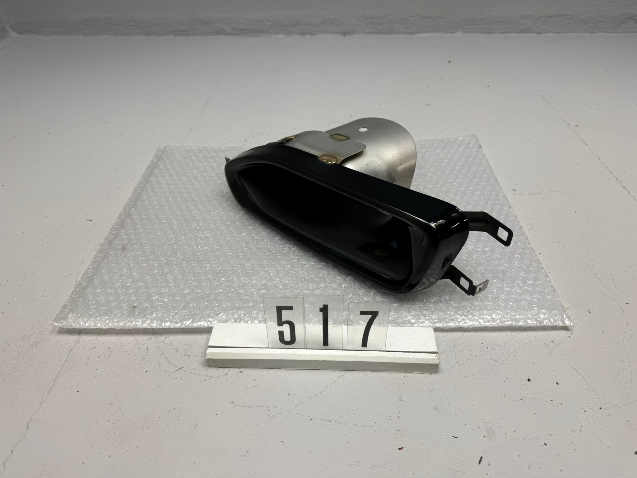 8064763, 517, BMW 7 G11 Auspuffendrohr Links