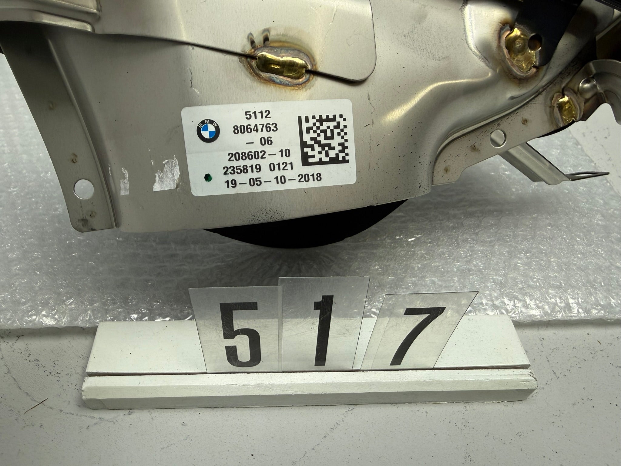 8064763, 517, BMW 7 G11 Auspuffendrohr Links
