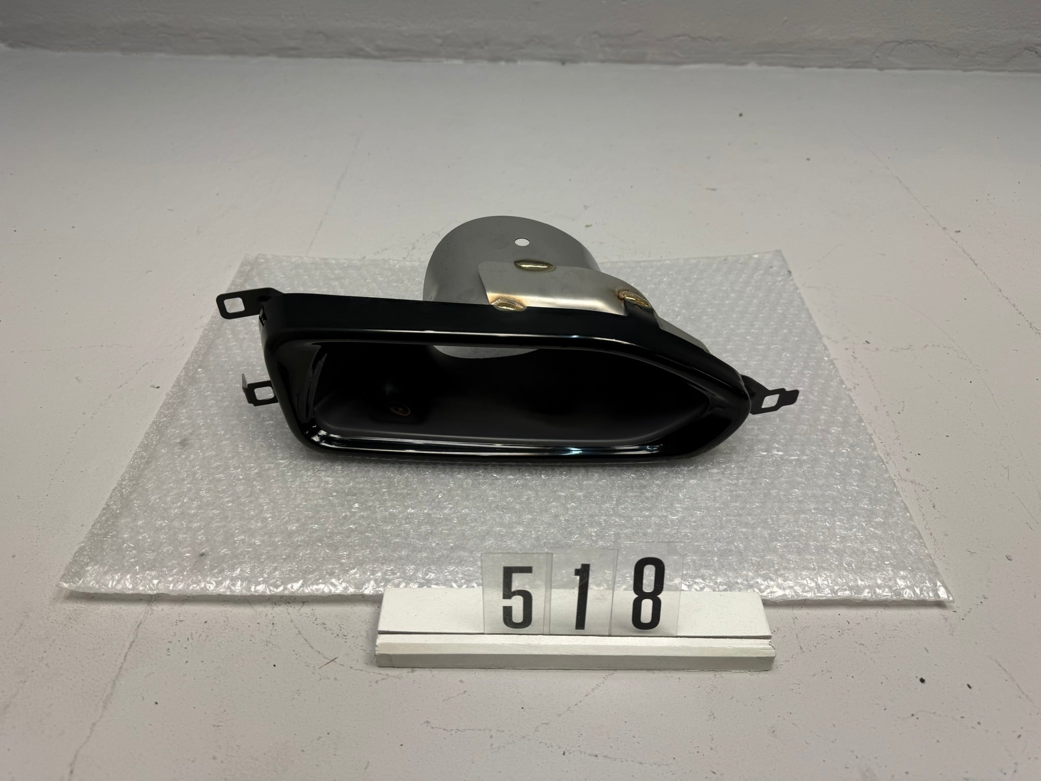 8064764, 518, BMW 7 G11 Auspuffendrohr Rechts