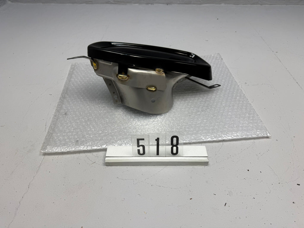 8064764, 518, BMW 7 G11 Auspuffendrohr Rechts