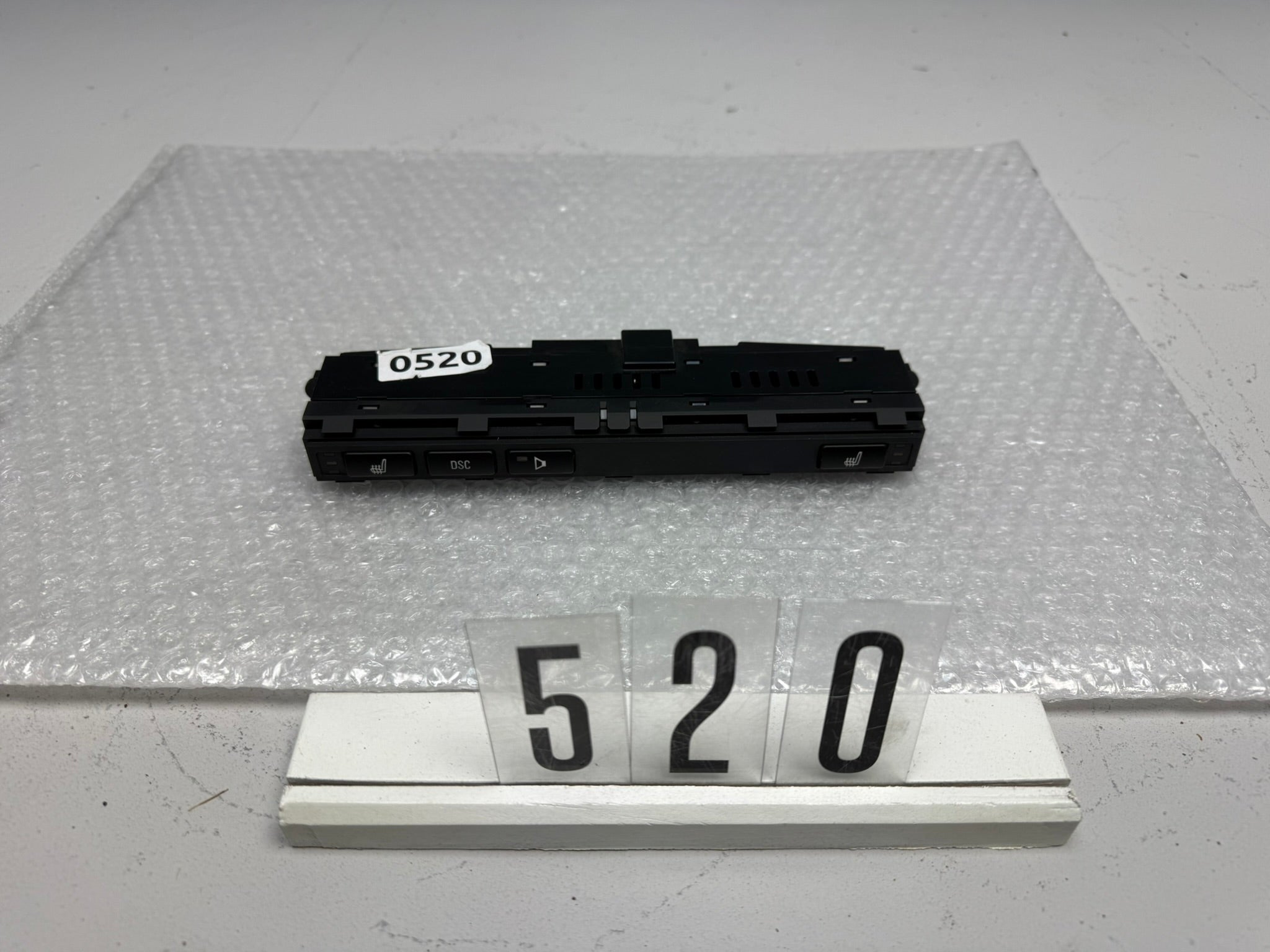 6914737, 520, BMW 3 E46 Schalter Sitzheizung Sitzheizungsschalter