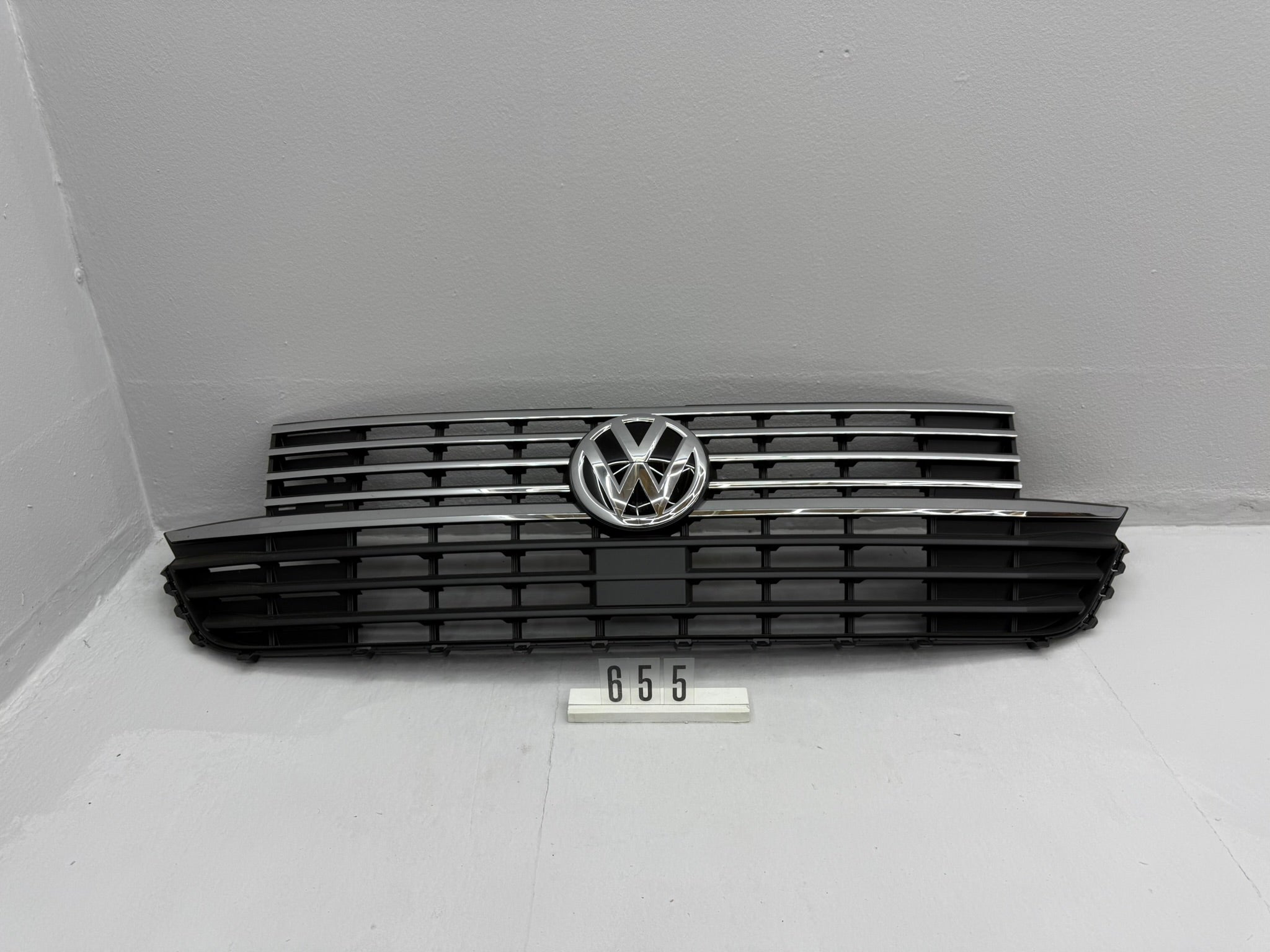 7LA.853.651 B, 655, VW T6.1 Multivan Kühlergrill