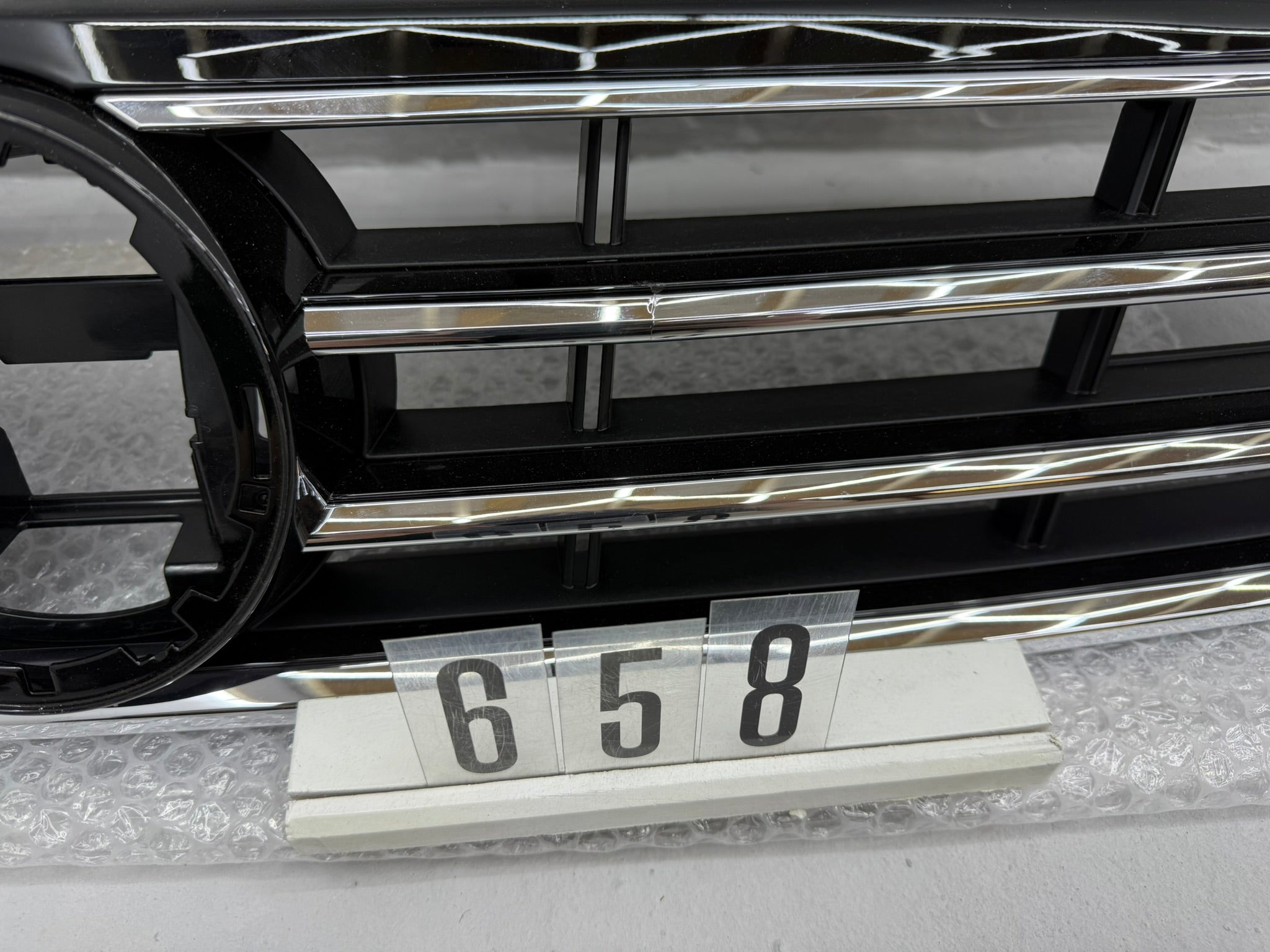 3G0 853 653 N, 659, Original Grill Kühlergrill 3G0853653N VW Passat B8 Facelift