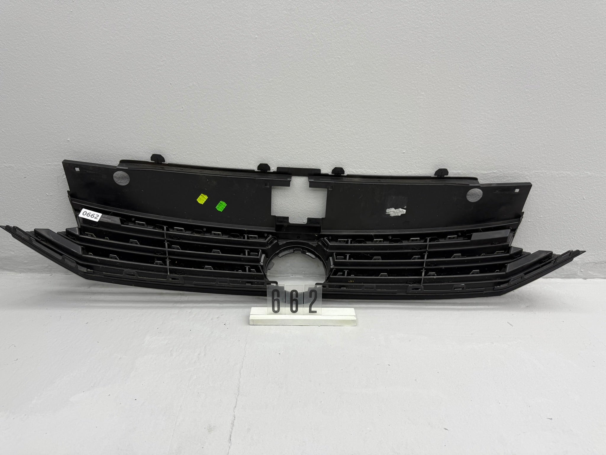 3G0 853 653, 662, VW Passat 3G B8 Kühlergrill
