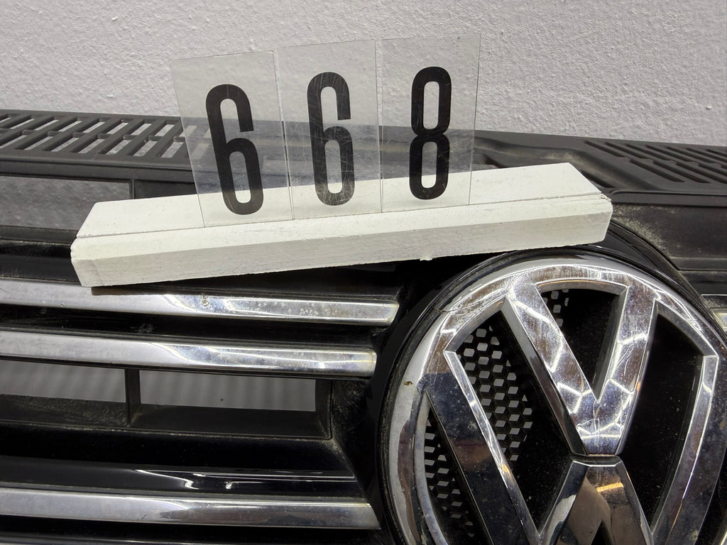 5N0 853 653 F, 668, VW Tiguan 5N2 Kühlergrill