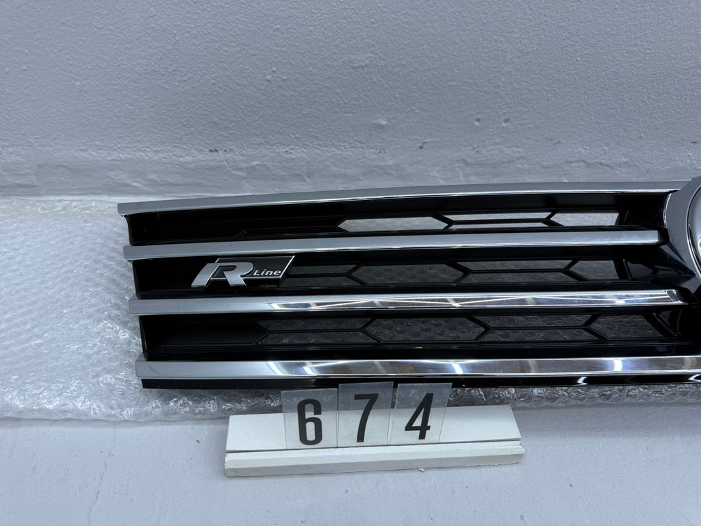 7P6 853 651 J, 674,VW TOUAREG II 7P6 R-LINE Kühlergrill