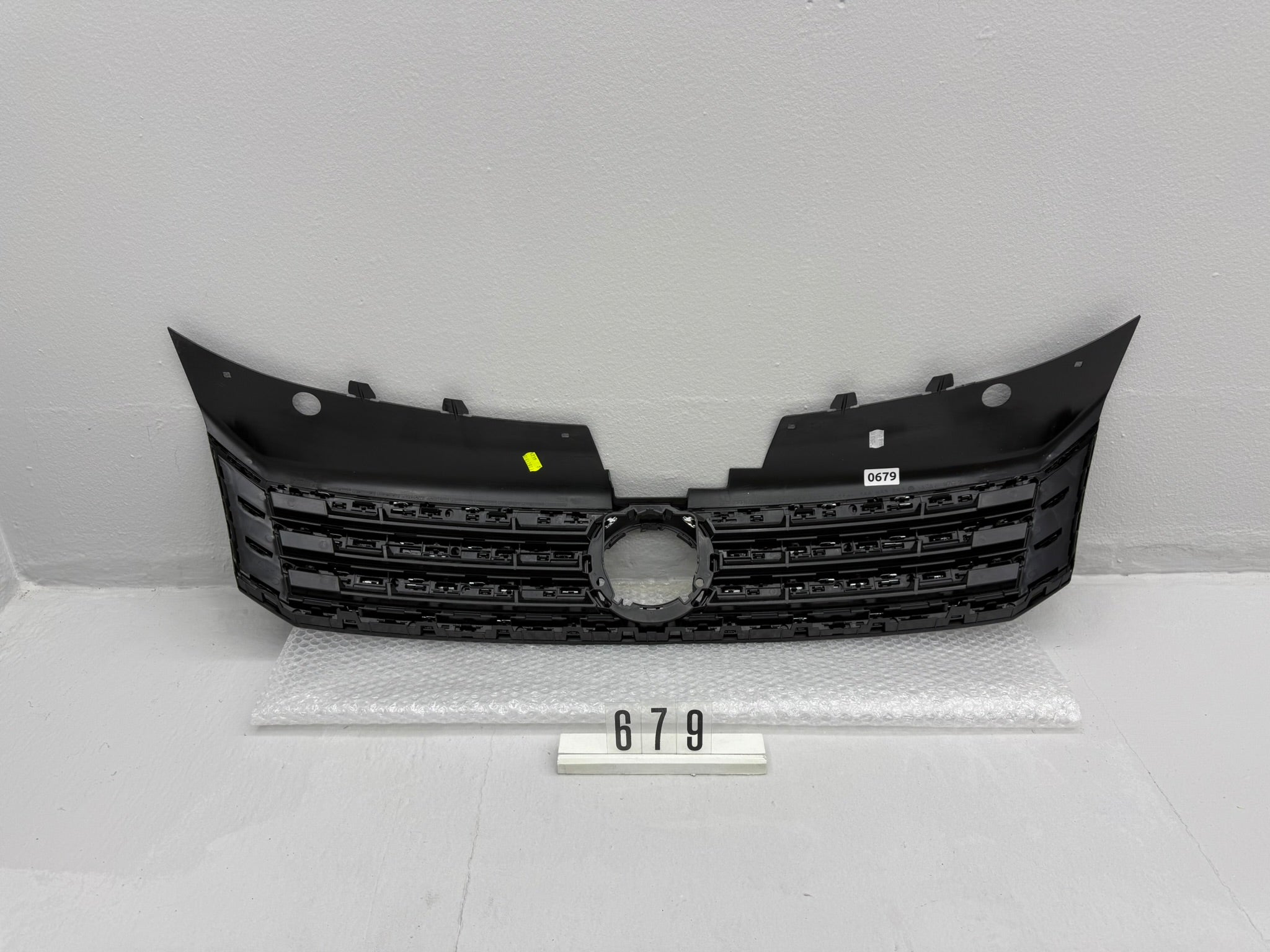 3AA 853 653, 679, Volkswagen PASSAT B7 Kühlergrill