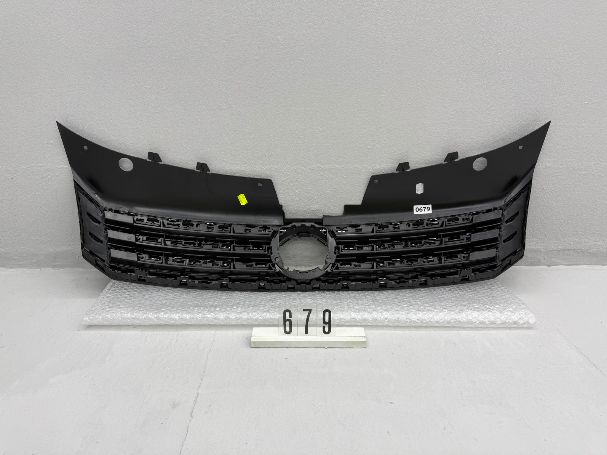 3AA 853 653, 679, Volkswagen PASSAT B7 Kühlergrill