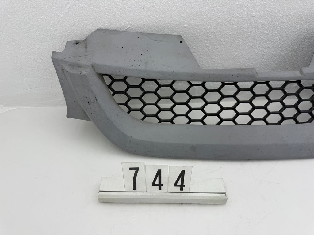 441661, 744, Kamei Kühlergrill (ohne VW-Emblem) für VW Golf V
