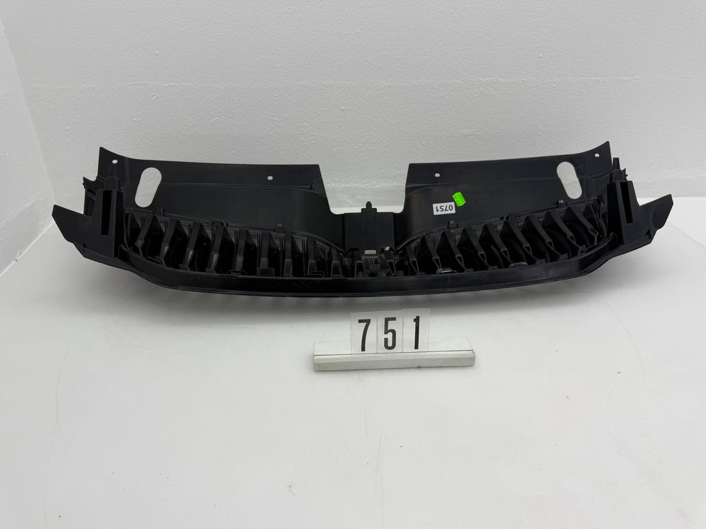 5E0 853 6523,  751,  Skoda Octavia 5E Kühlergrill
