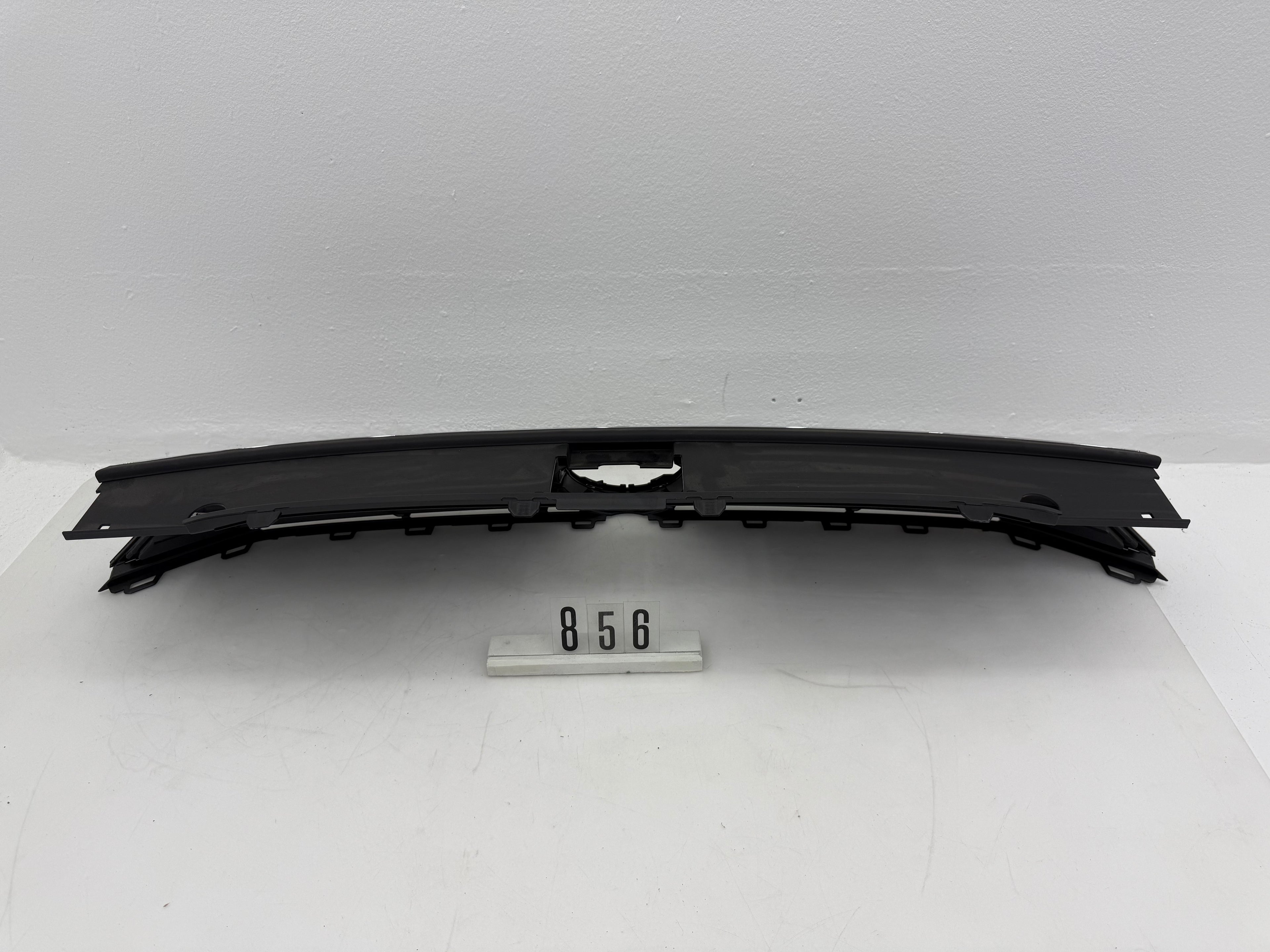 3G0 853 653, 856, VW Passat 3G B8 Kühlergrill