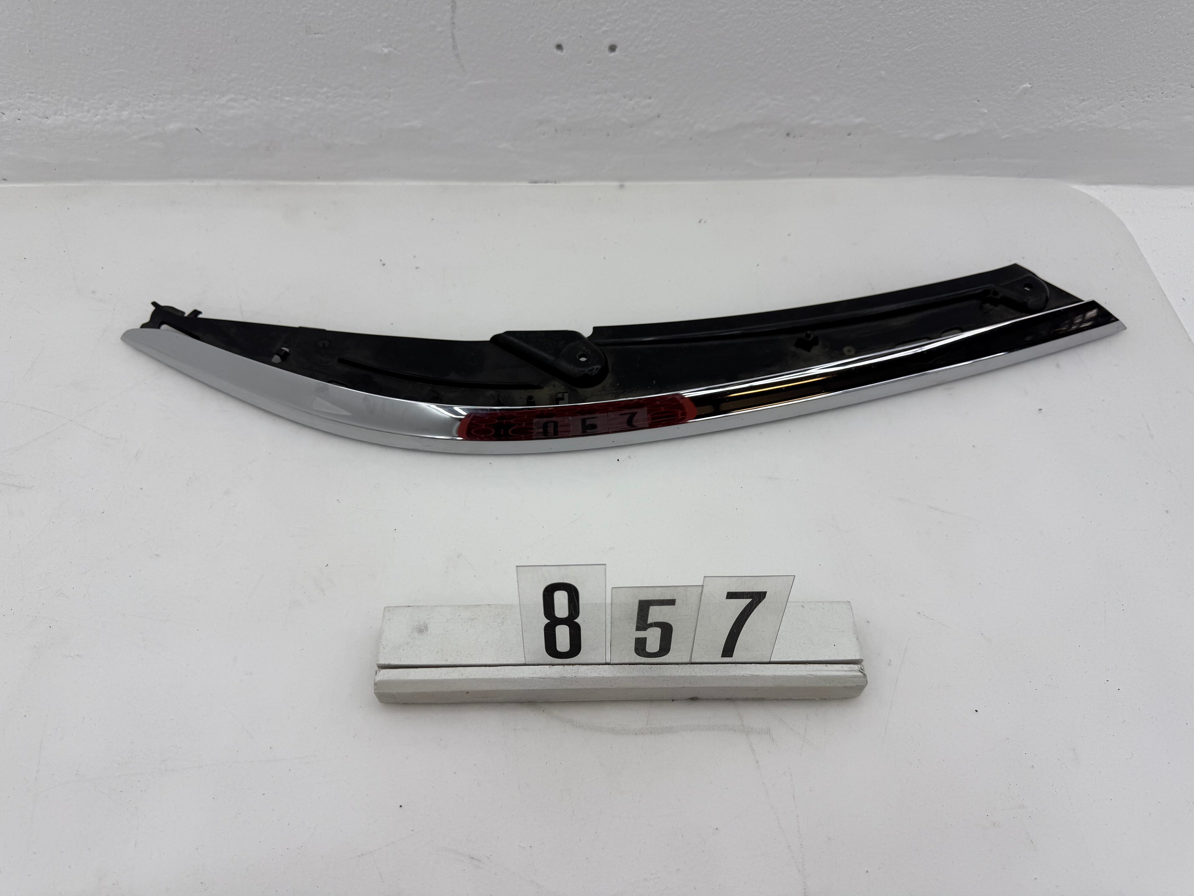 3G0941120B, 857, Volkswagen Passat Abdeckblende Rechts