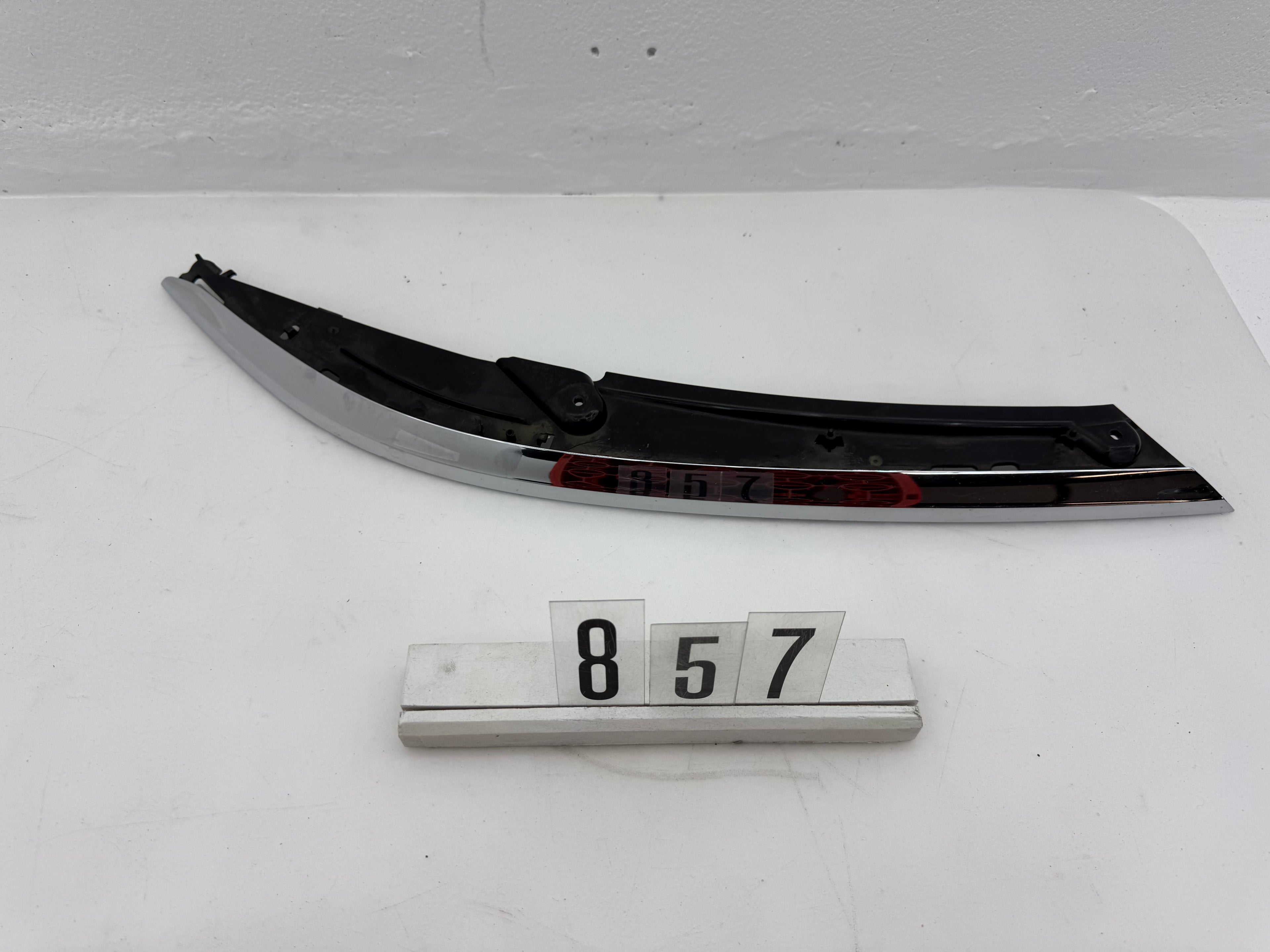 3G0941120B, 857, Volkswagen Passat Abdeckblende Rechts