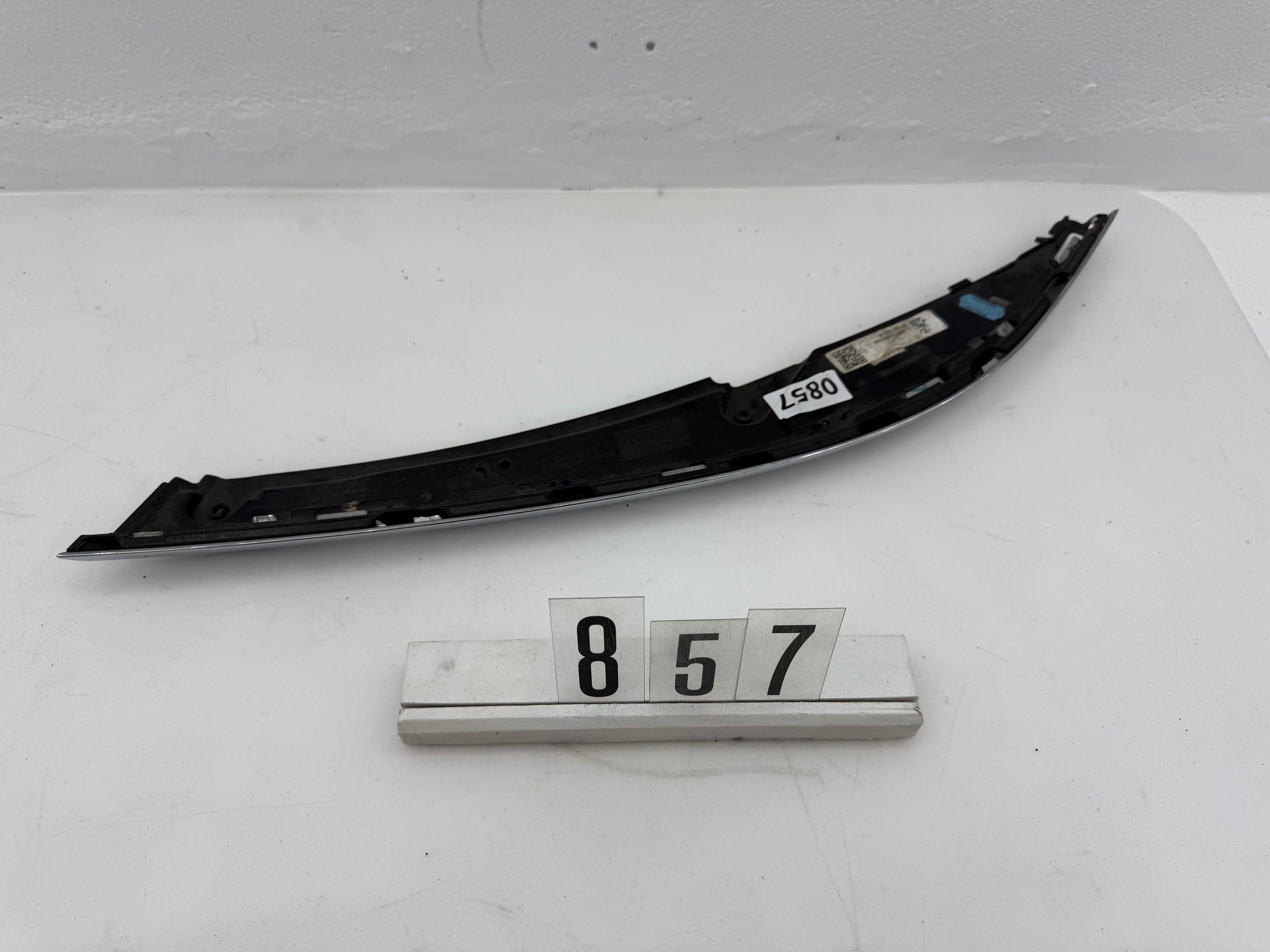 3G0941120B, 857, Volkswagen Passat Abdeckblende Rechts