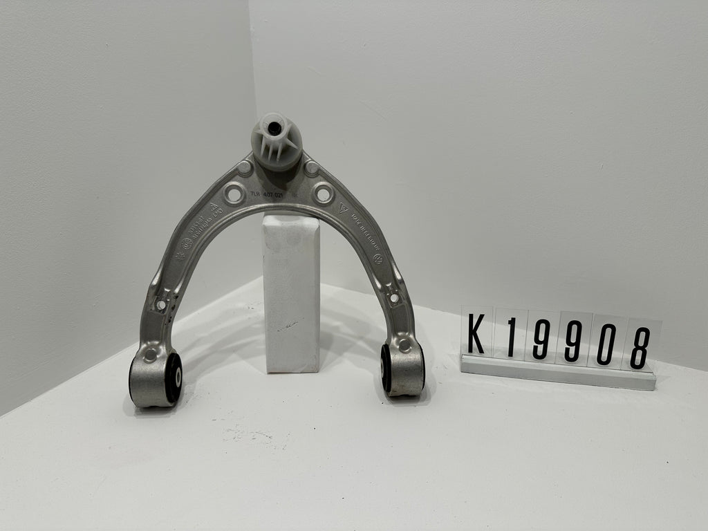 7L8 407 021; K19 9 01-08; 1-8  AUDI PORSCHE Q7 VW beidseitig, oben  Aluminium; Konusmaß: 17mm Querlenker