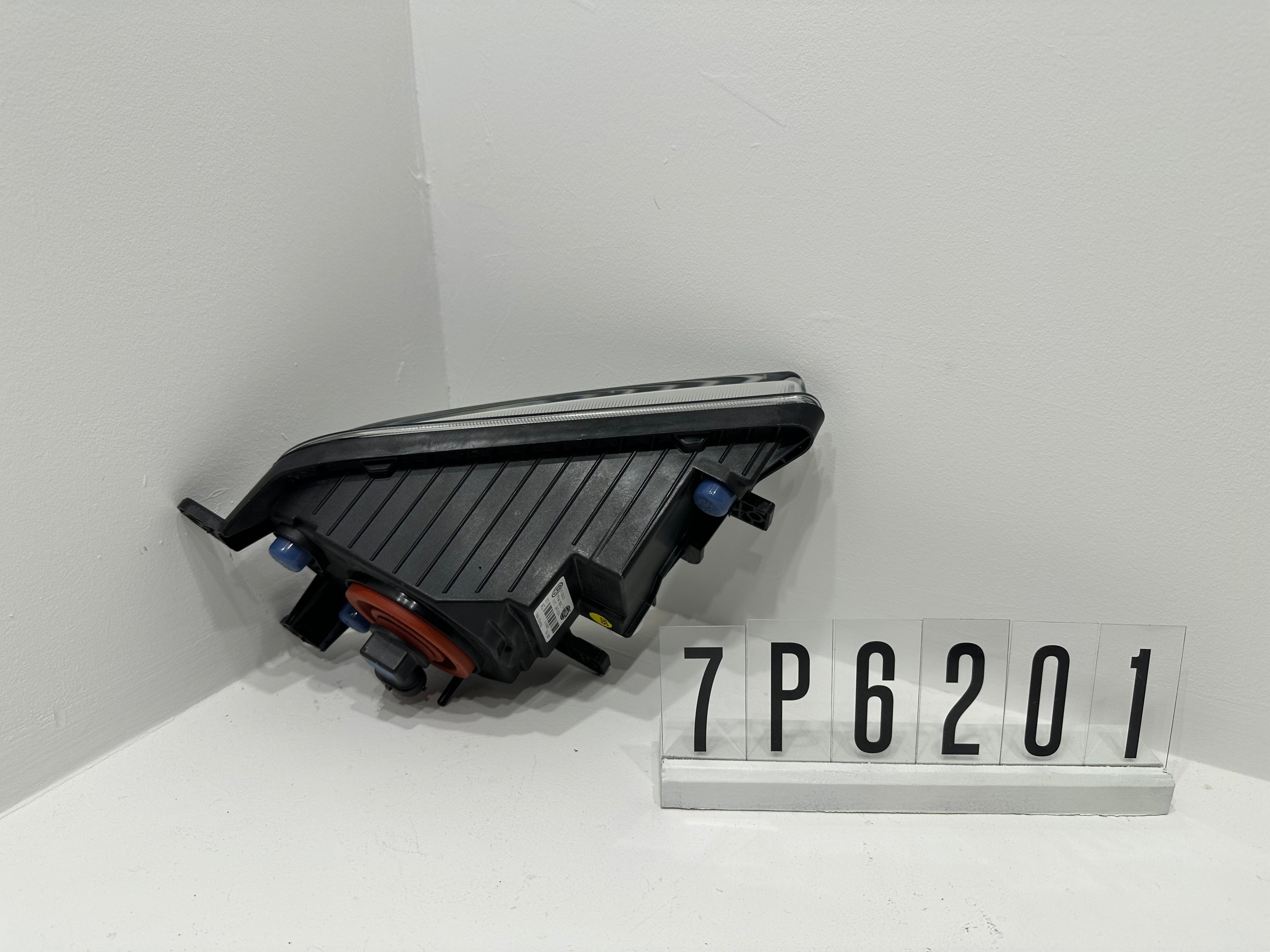 7P6941699C Volkswagen Touareg 7PA/PH Nebelscheinwerfer links