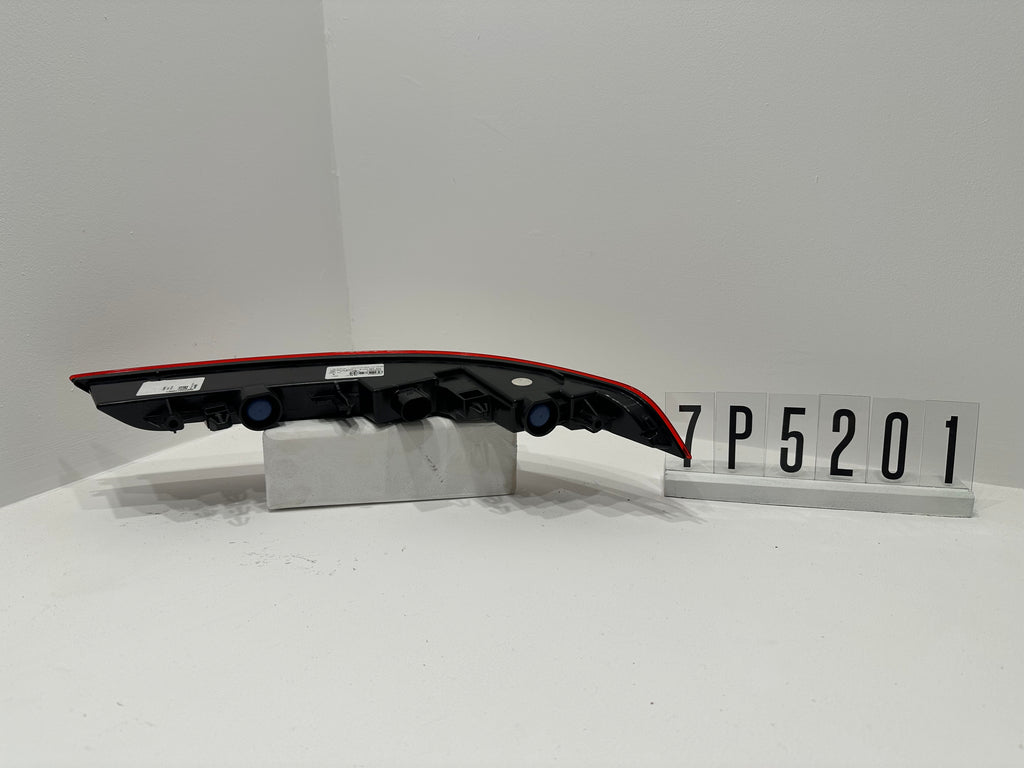 7P5 945 701 B;  PORSCHE CAYENNE 92A NEBELSCHEINWERFER  HINTEN LINKS