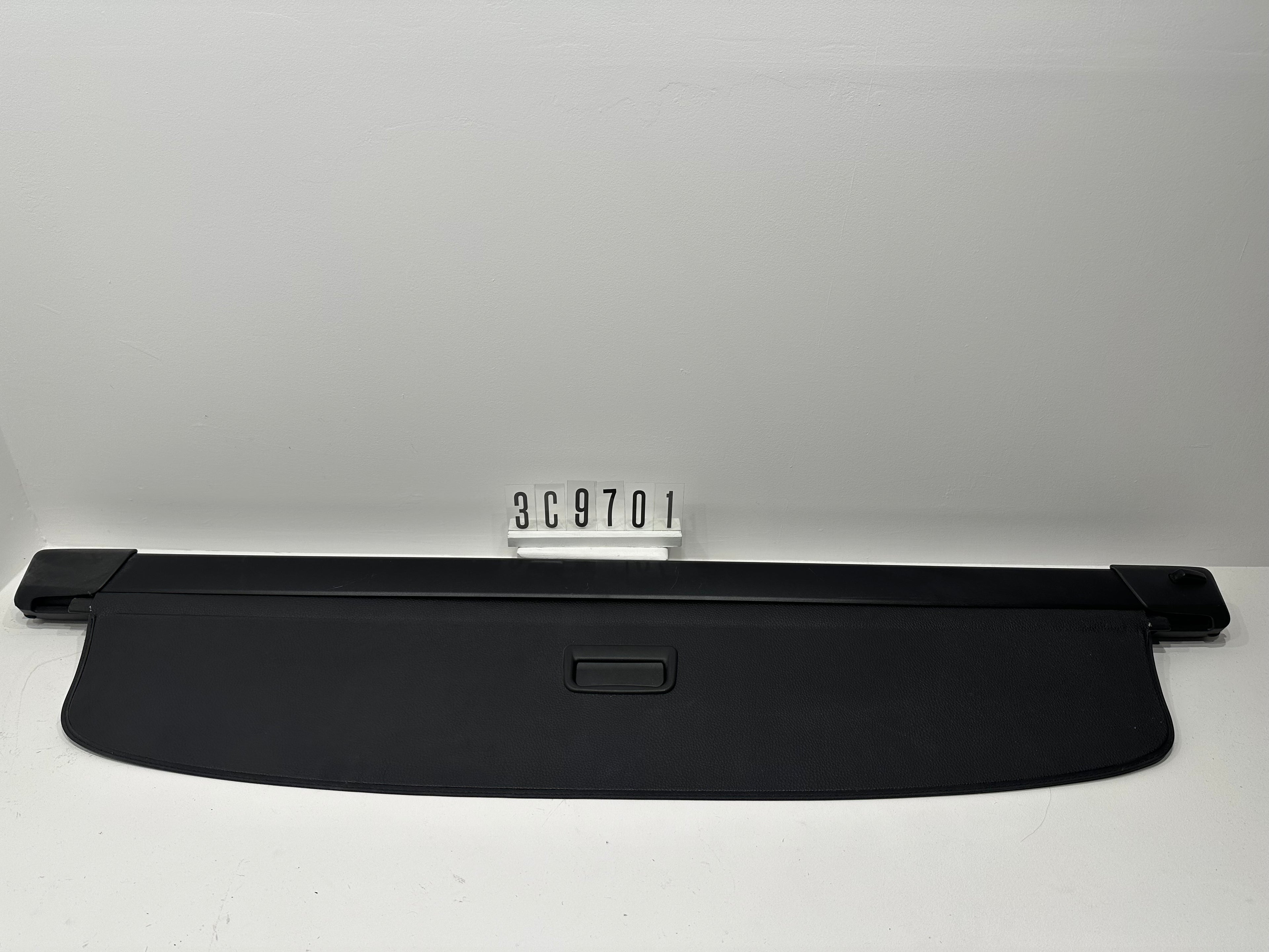 3C9  867 871; 3C9 7 01; 31 VW Passat Variant 2.0 TDI 3C/3CC Laderaumabdeckung