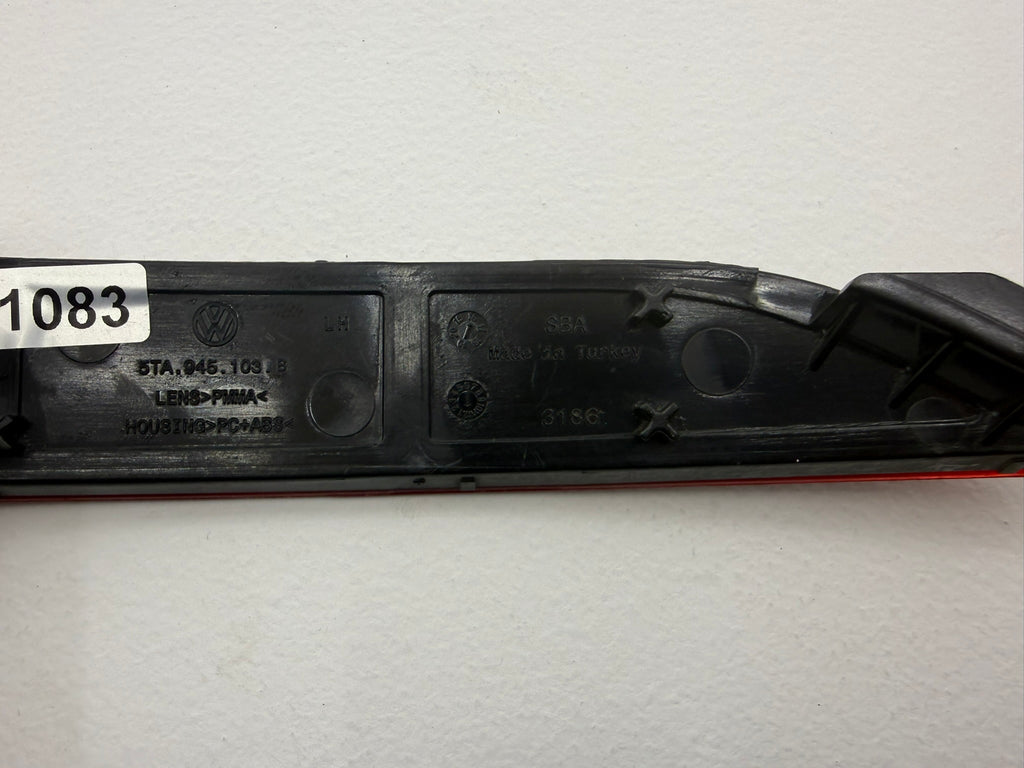 5TA945103B, 1083, Original Volkswagen Touran Rückstrahler Links