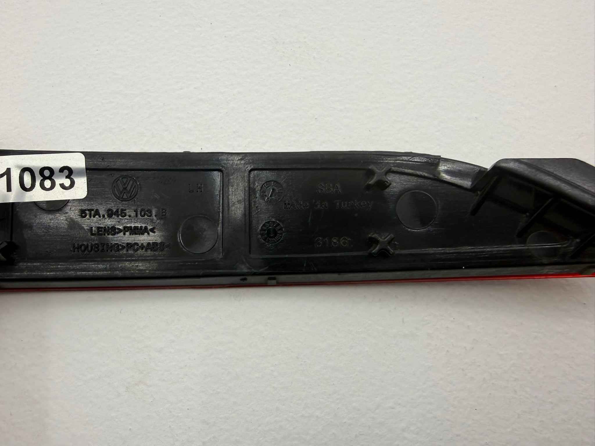 5TA945103B, 1083, Original Volkswagen Touran Rückstrahler Links