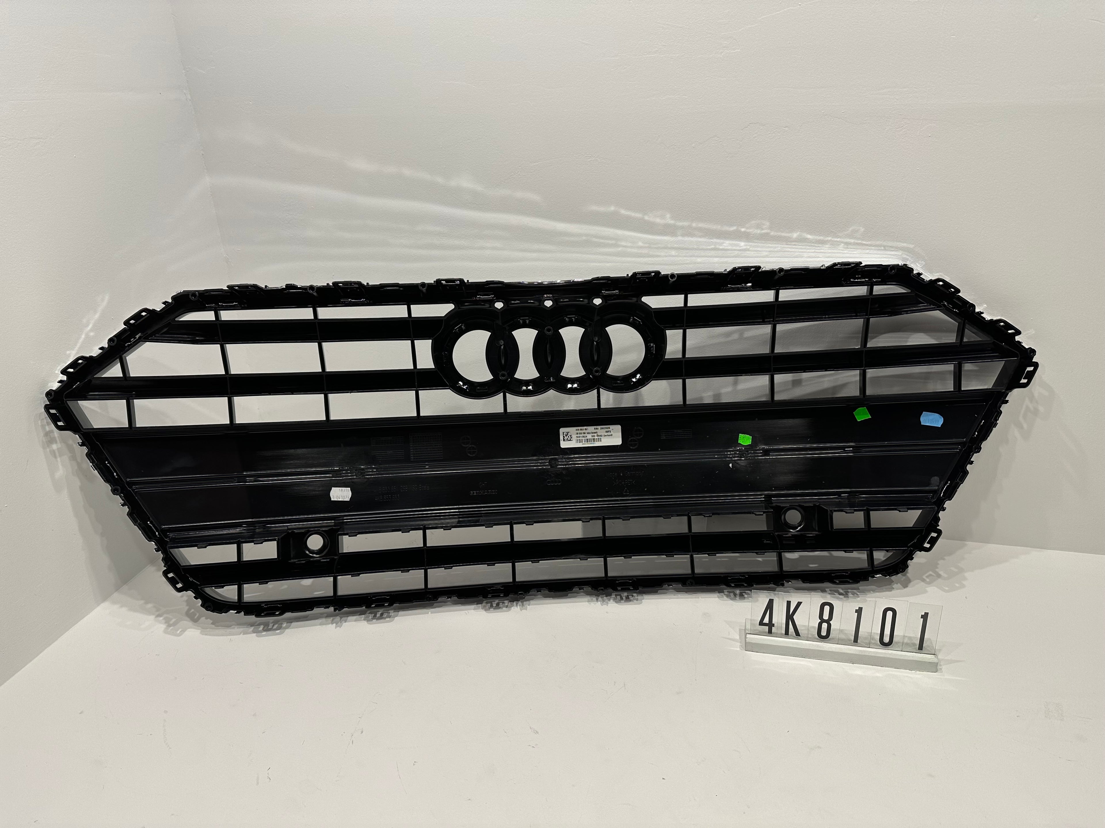 4K8853651A; 4K8 1 01; 41 Audi A7 4K8 ab 2017; Kühlergrill