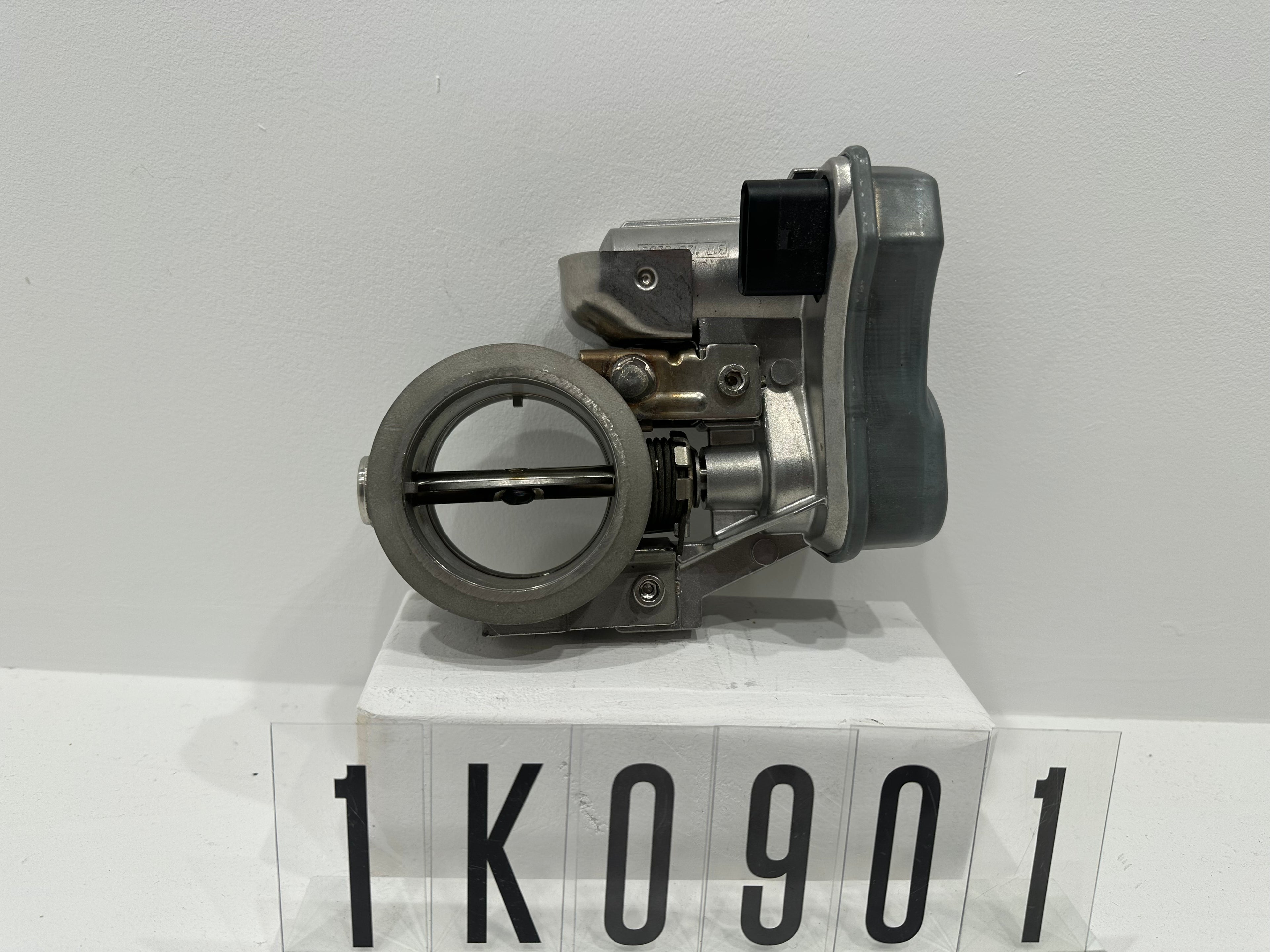 7.01300.22.0; 1K0 9 01; 51 PIERBURG 7.01300.22.0 Abgasklappe