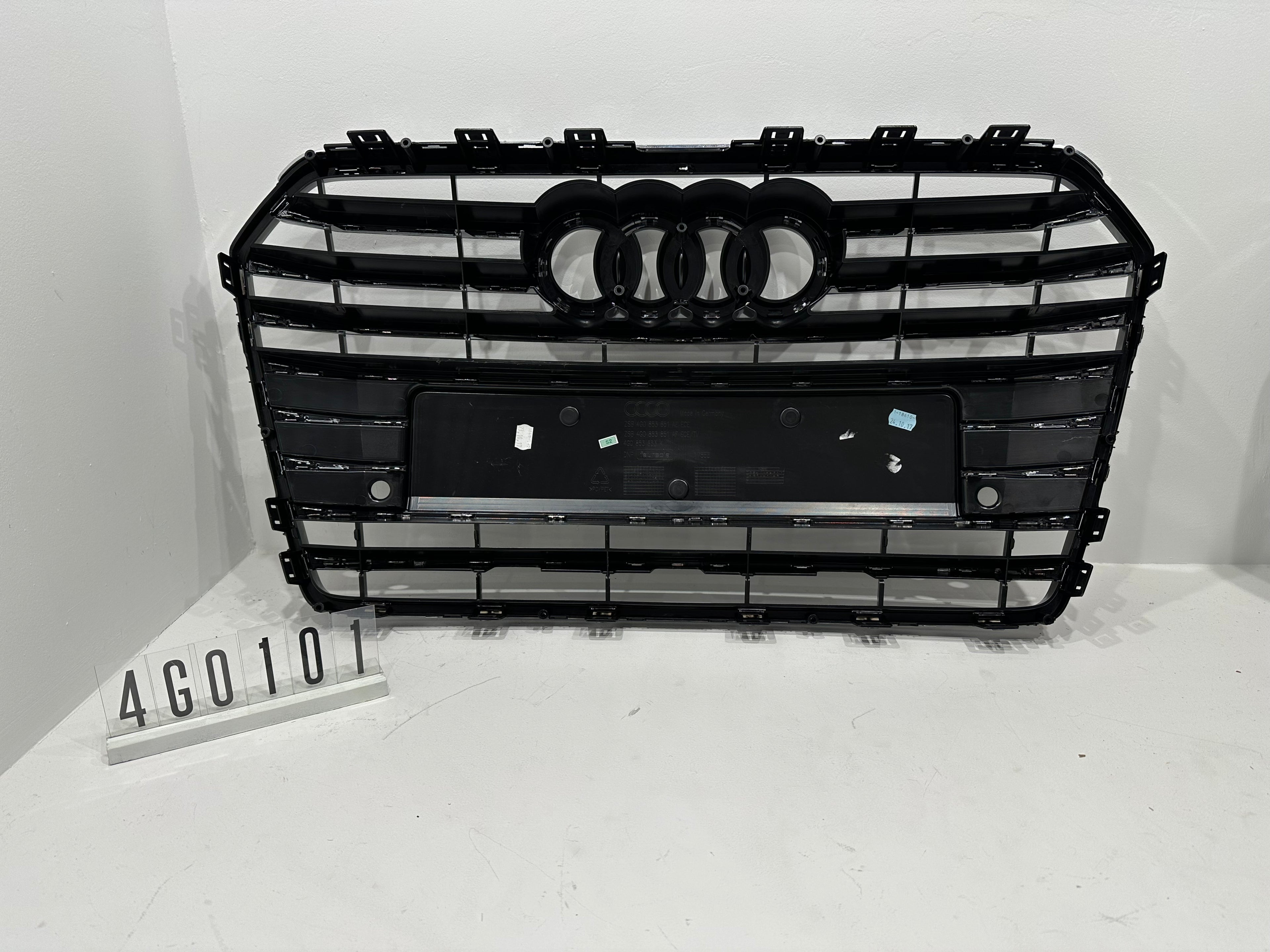 4G0 853 653 K; 4G0 1 01/03; 52/63 Audi A6 C7 4G Kühlergrill