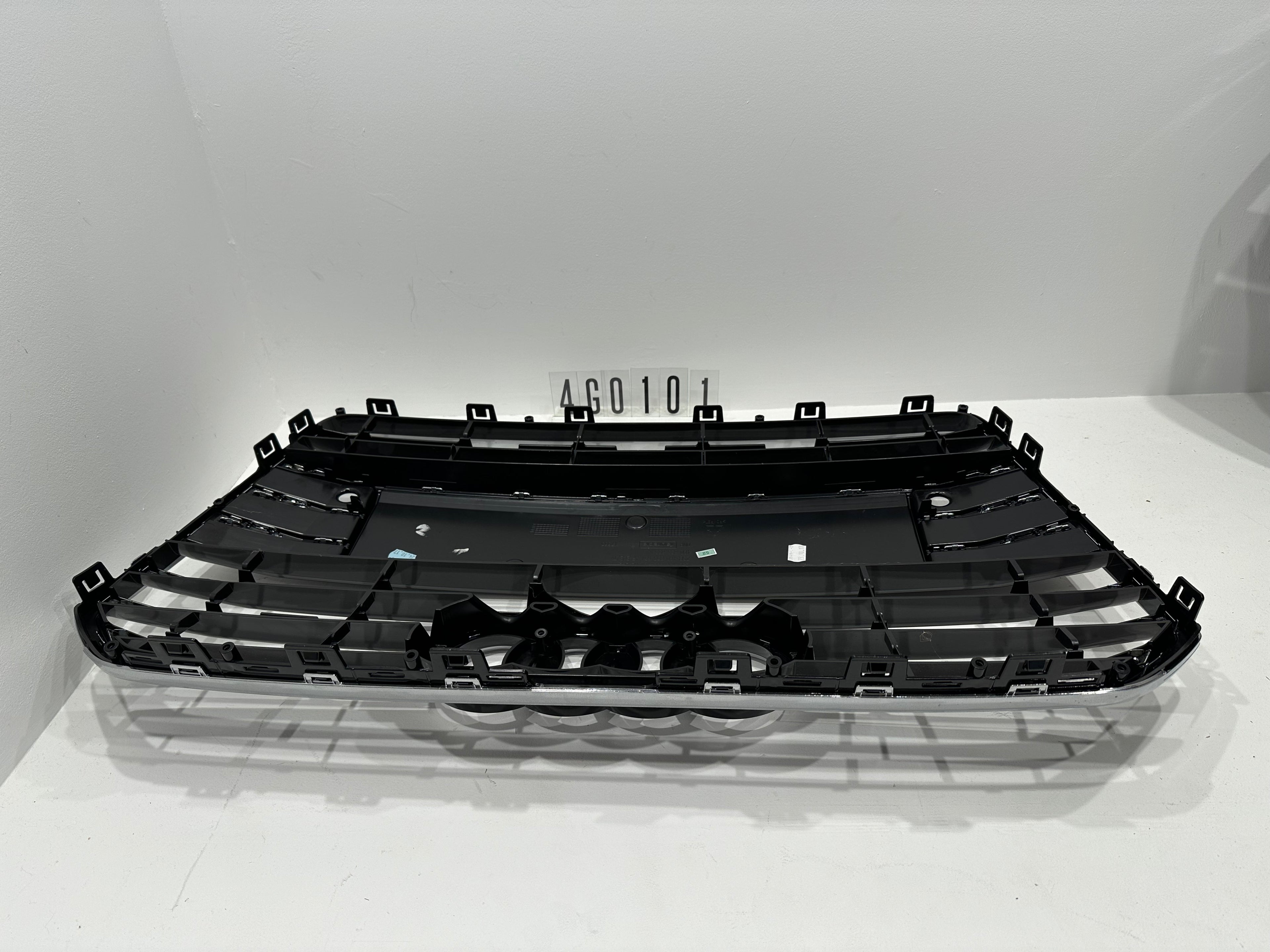 4G0 853 653 K; 4G0 1 01/03; 52/63 Audi A6 C7 4G Kühlergrill
