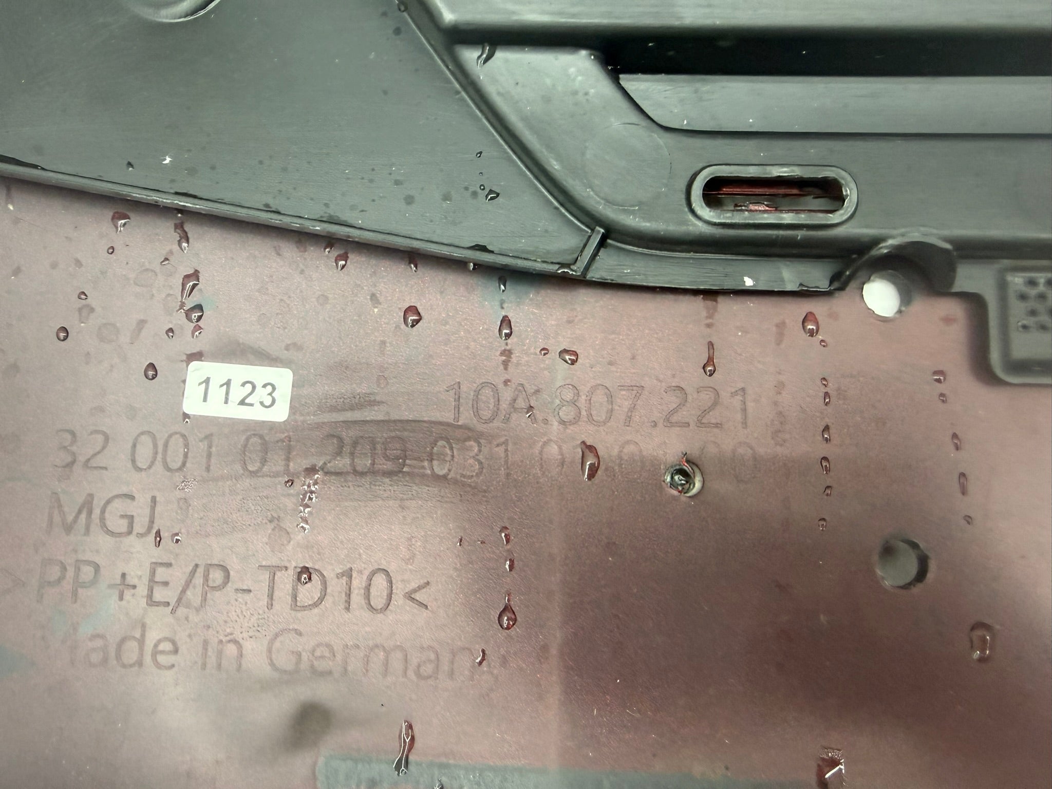 10A807221, 1123, VW ID.3 E1 10A Frontstoßstange Vorne