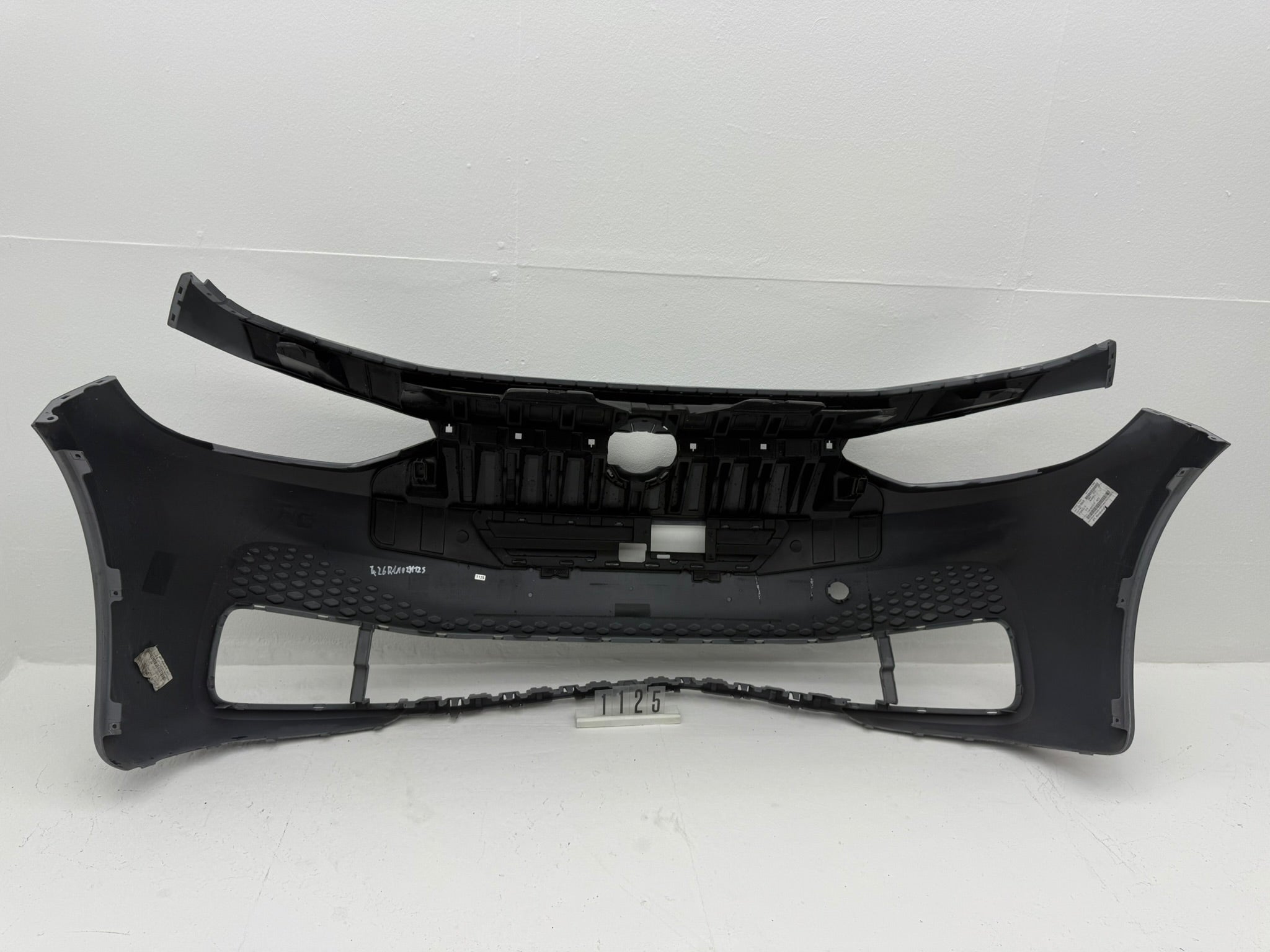 10A807221, 1125, VW ID.3 E1 10A Frontstoßstange Vorne