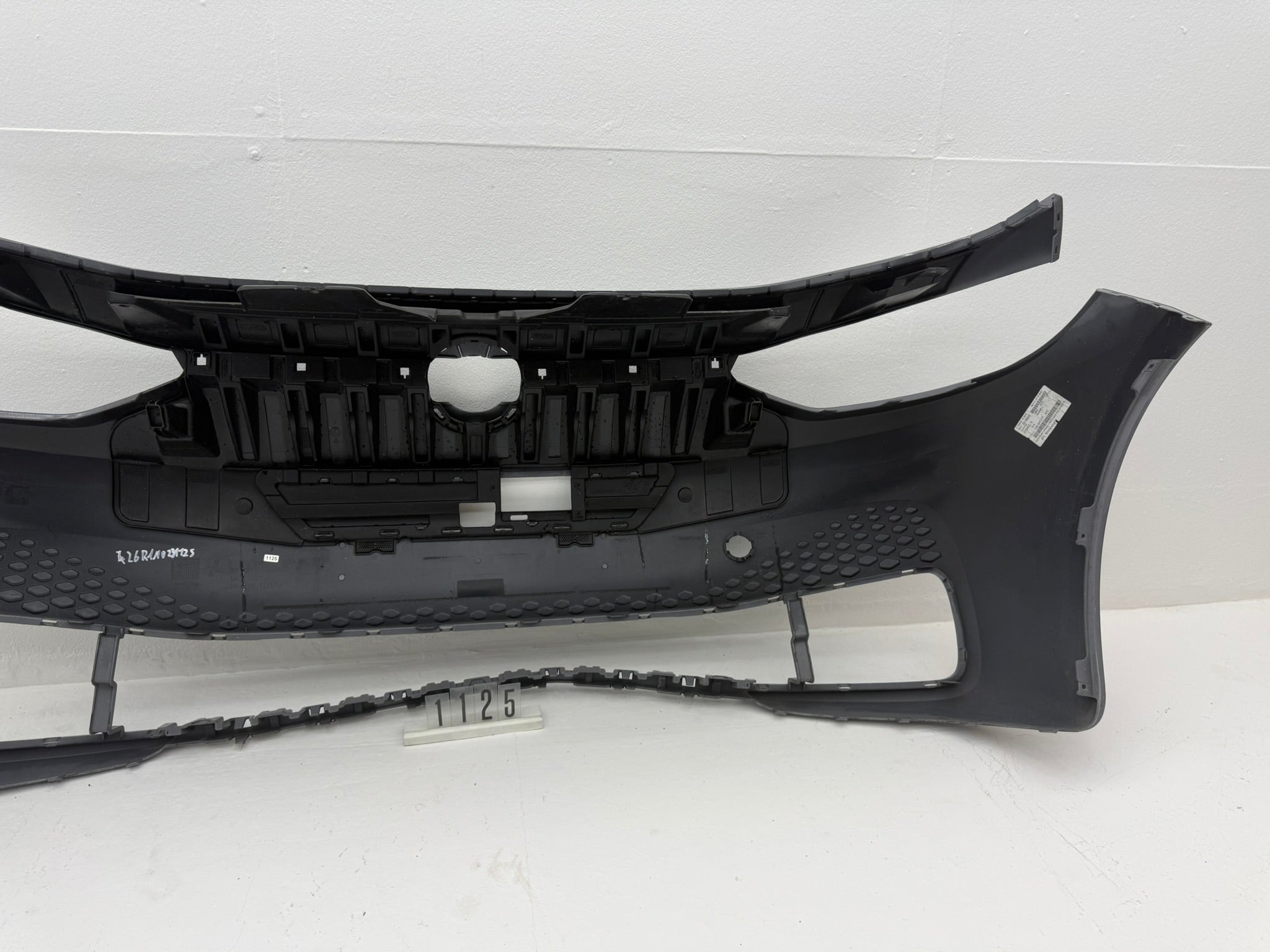 10A807221, 1125, VW ID.3 E1 10A Frontstoßstange Vorne