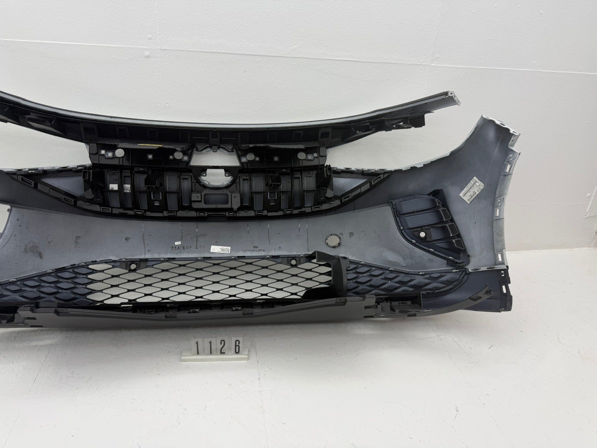 11A807217, 1126, Volkswagen ID.4  Frontstoßstange