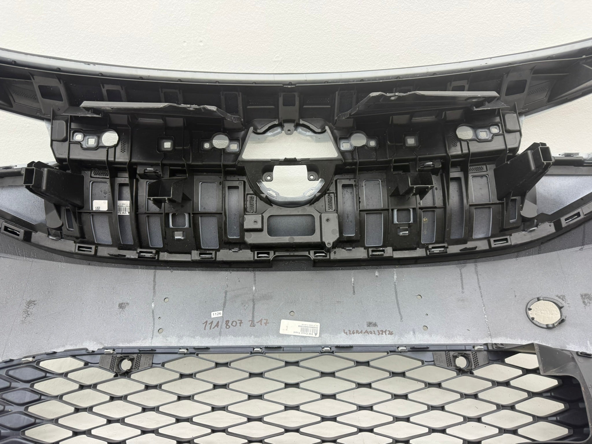 11A807217, 1126, Volkswagen ID.4  Frontstoßstange